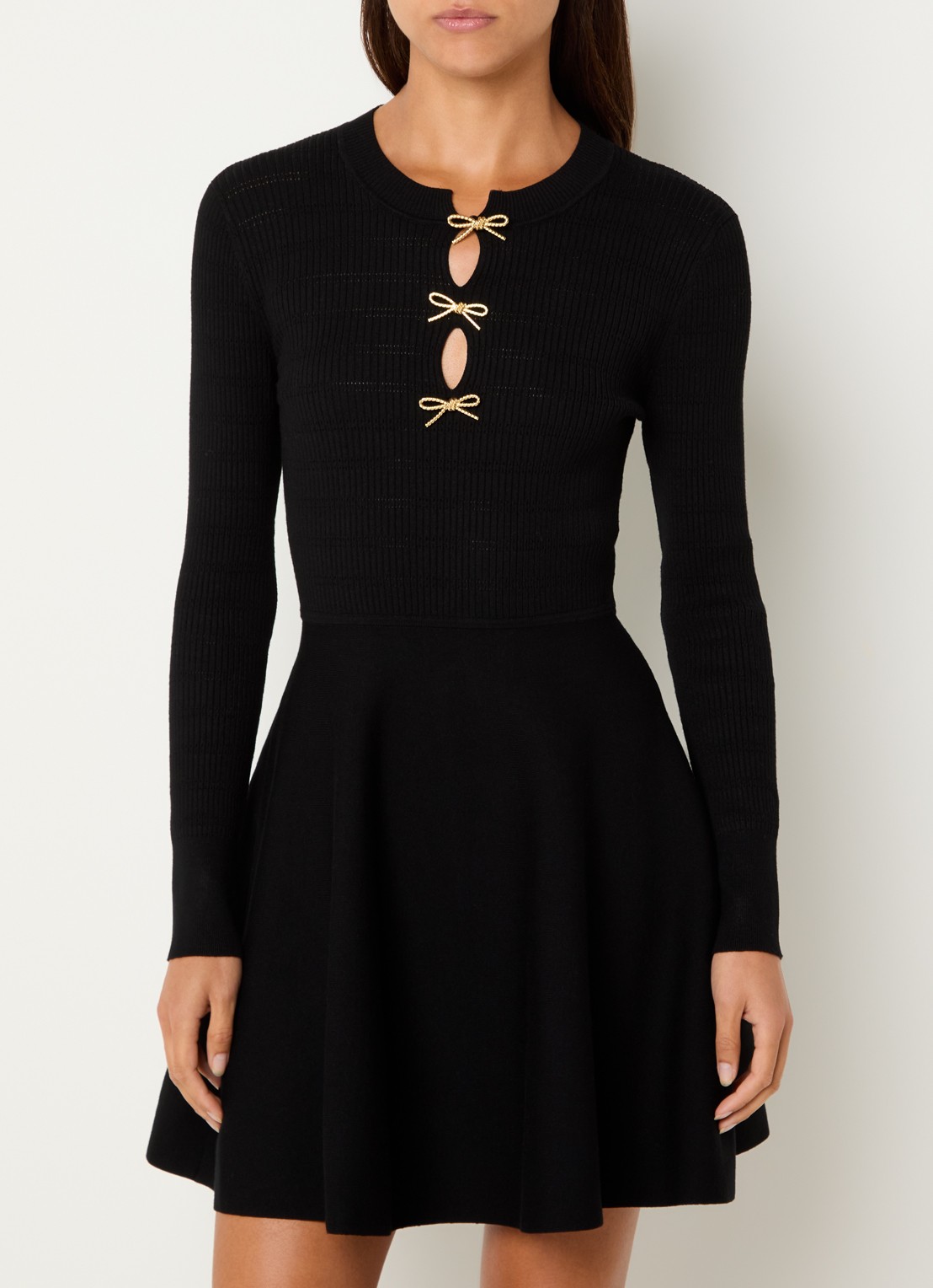 Claudie Pierlot Ribgebreide mini tuniekjurk met sierknopen - detail 4 zwart