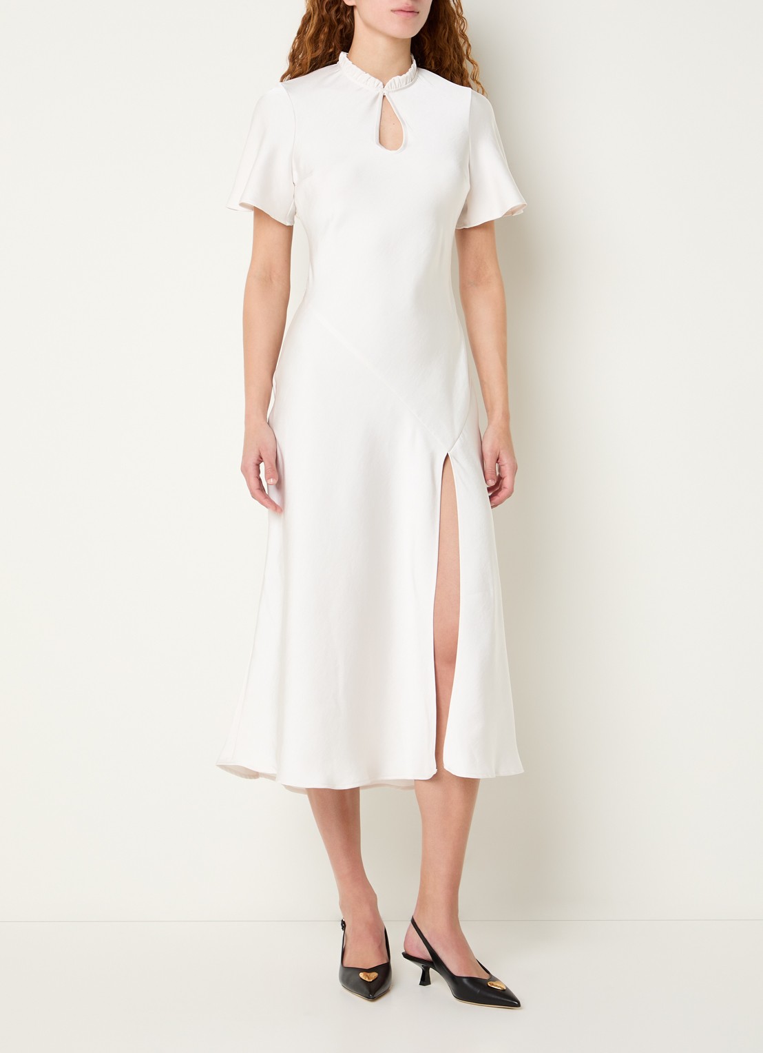 Claudie Pierlot Rosane midi jurk van satijn met split en keyhole - detail 4 gebroken wit