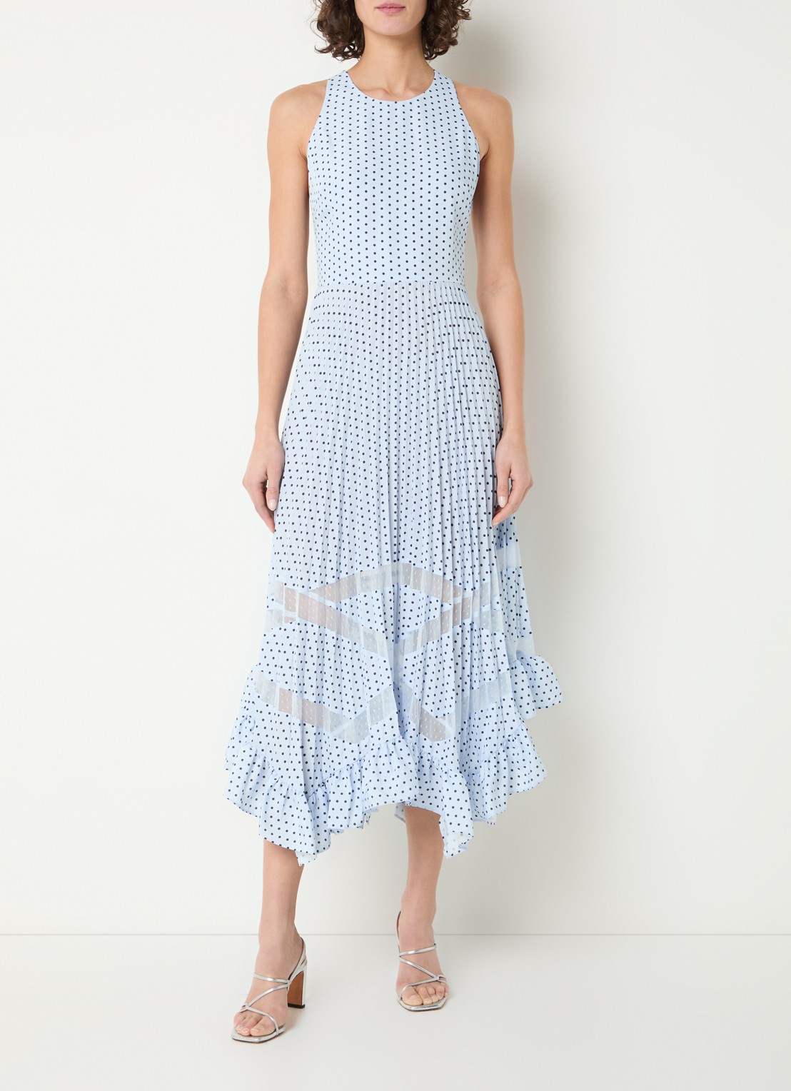 Claudie Pierlot Roseliapois midi jurk met stippenprint en ruches - detail 4 lichtblauw