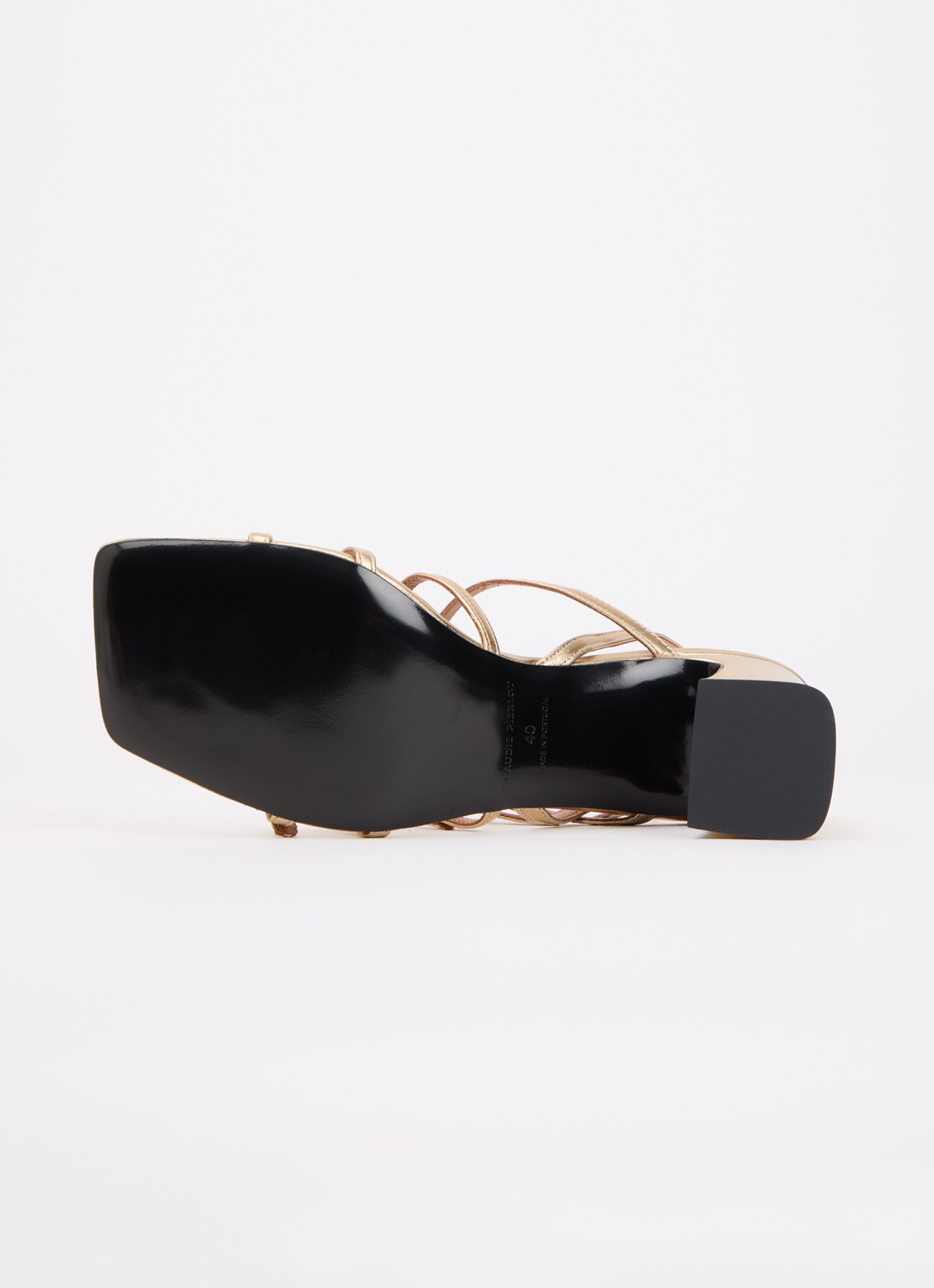 Claudie Pierlot Sandalette van geitenleer met gespdetail - detail 5 goud