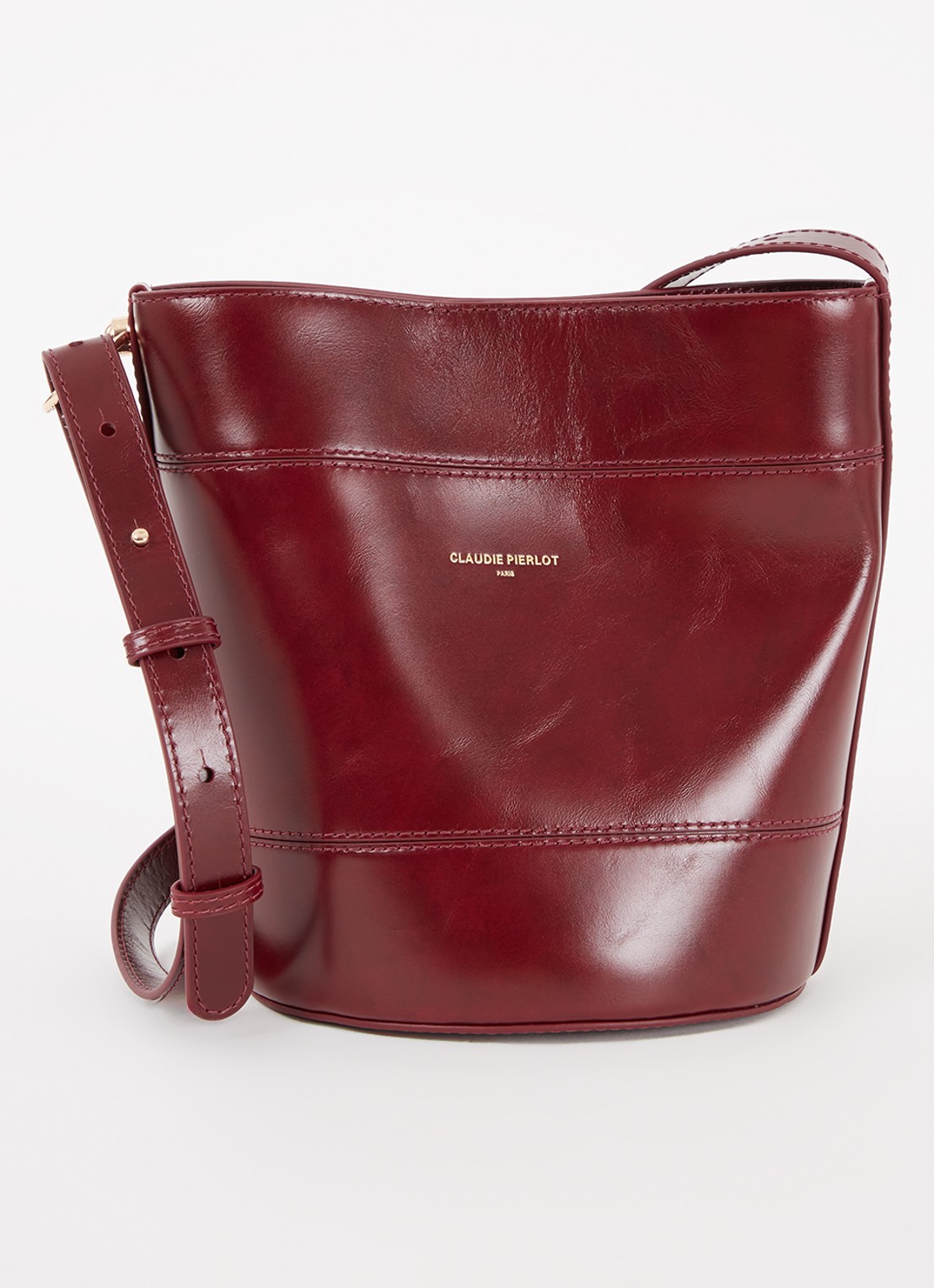 Claudie Pierlot Solveig crossbodytas van kalfsleer - voorkant bordeauxrood