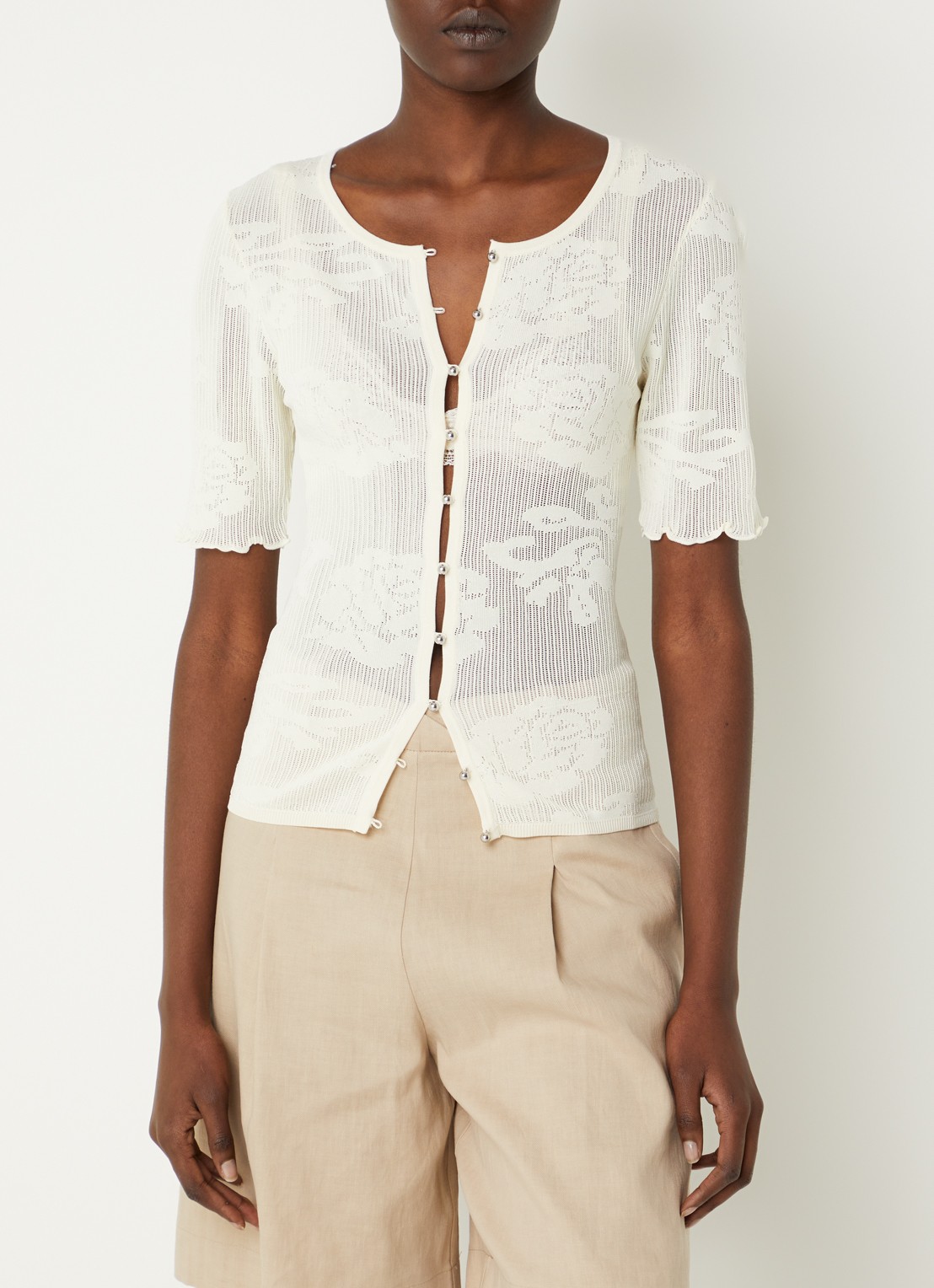 Claudie Pierlot Top met opengewerkt dessin  - detail gebroken wit