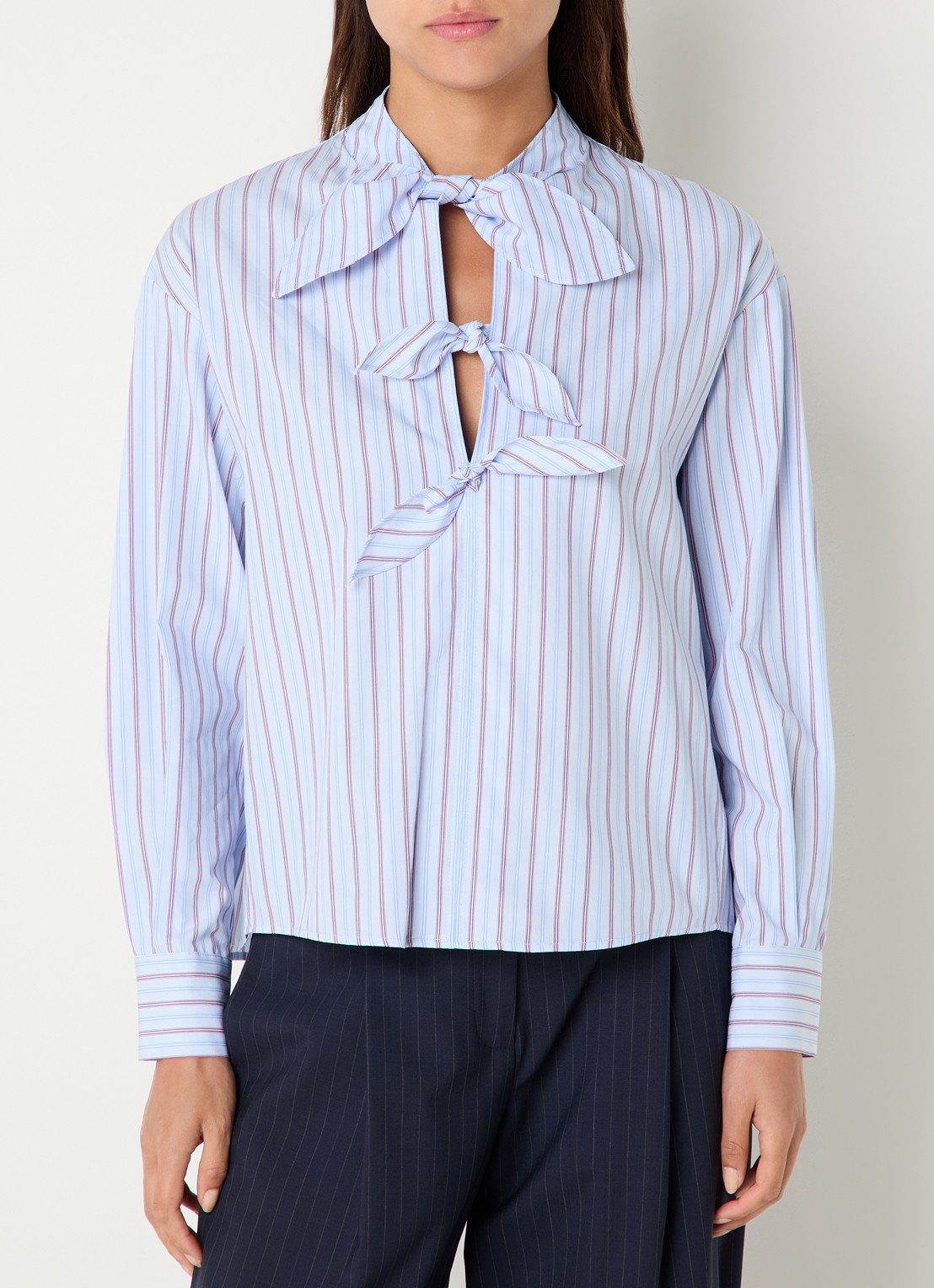 Claudie Pierlot Tuniek met streepprint en strikdetail - detail 2 lichtblauw