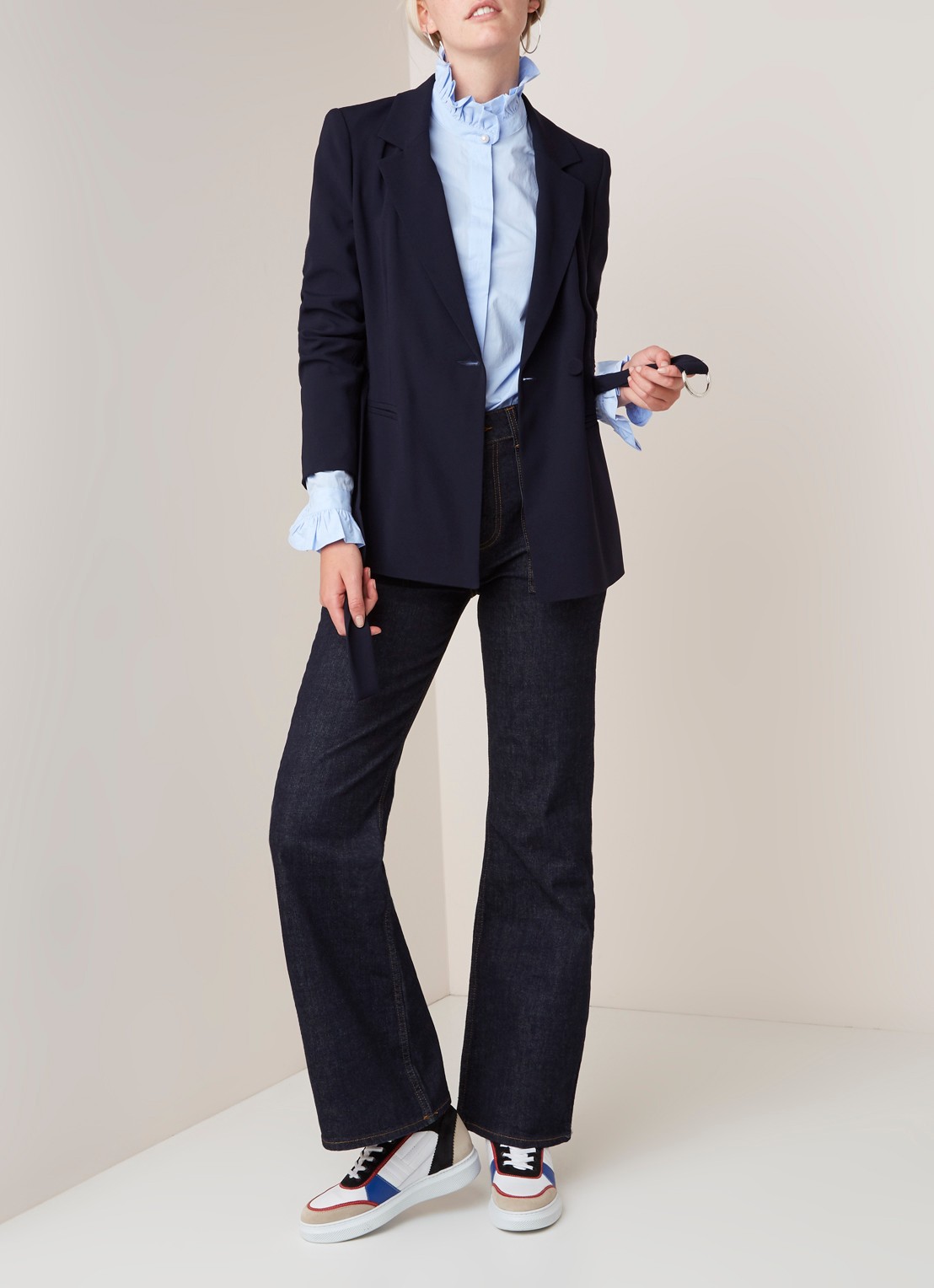 Claudie Pierlot Valayah blazer met steekzakken en ceintuur - voorkant 3 donkerblauw
