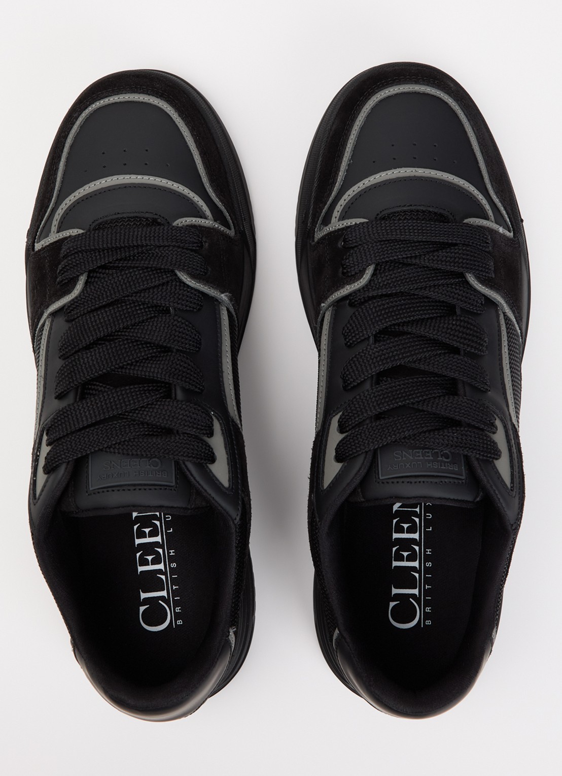 Cleens Lay Up sneaker met leren en suède details - detail 4 zwart
