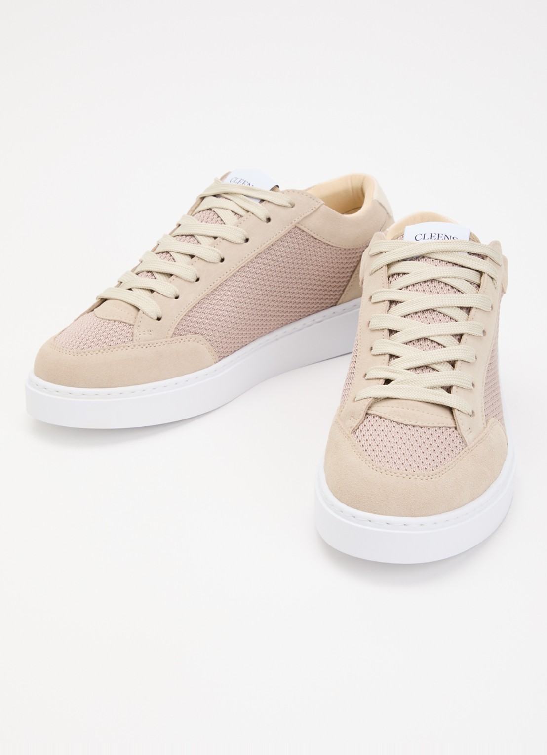 Cleens Luxor sneaker met suède details - detail beige
