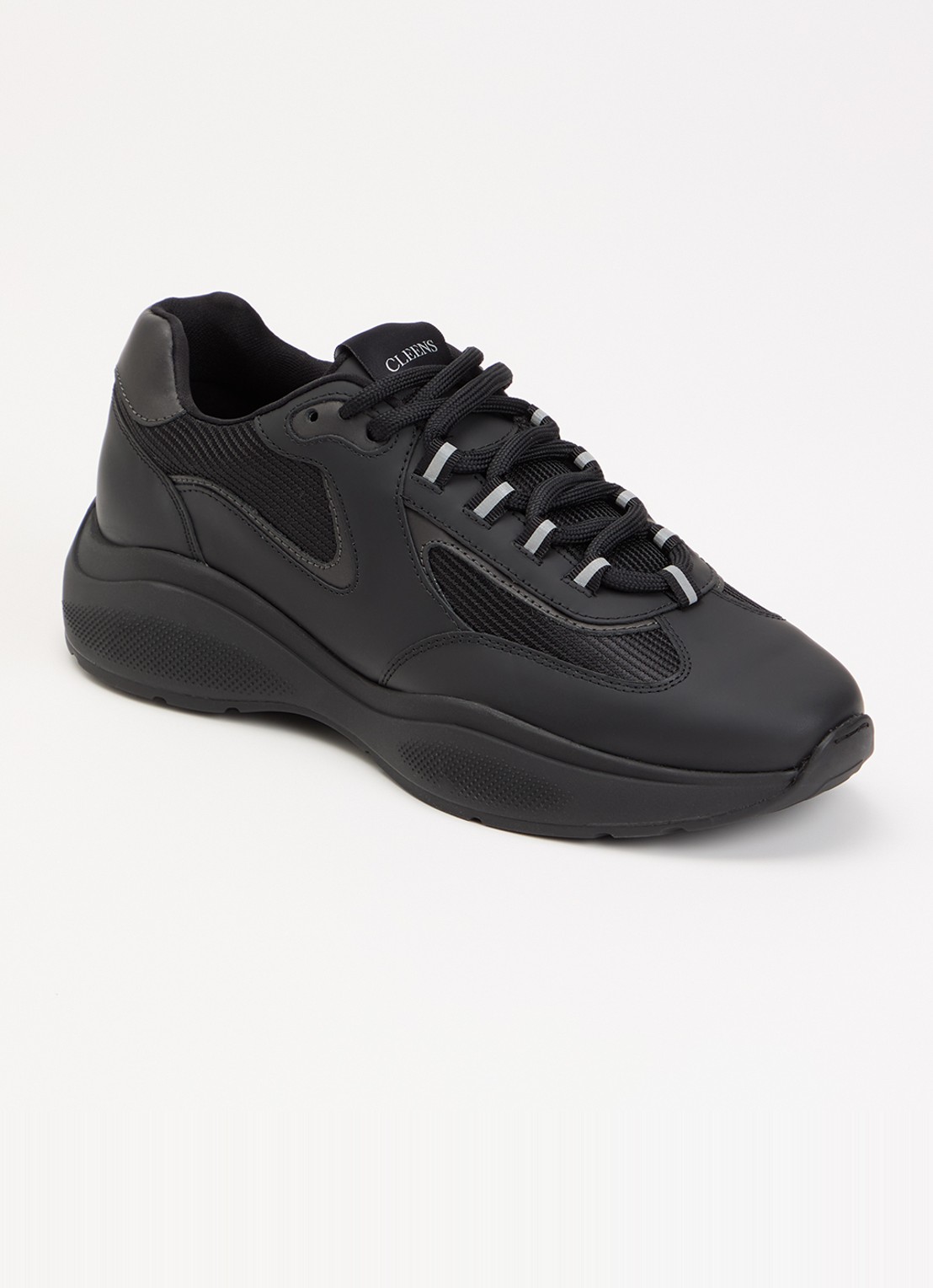 Cleens Podium sneaker van leer met details van mesh - voorkant 4 zwart