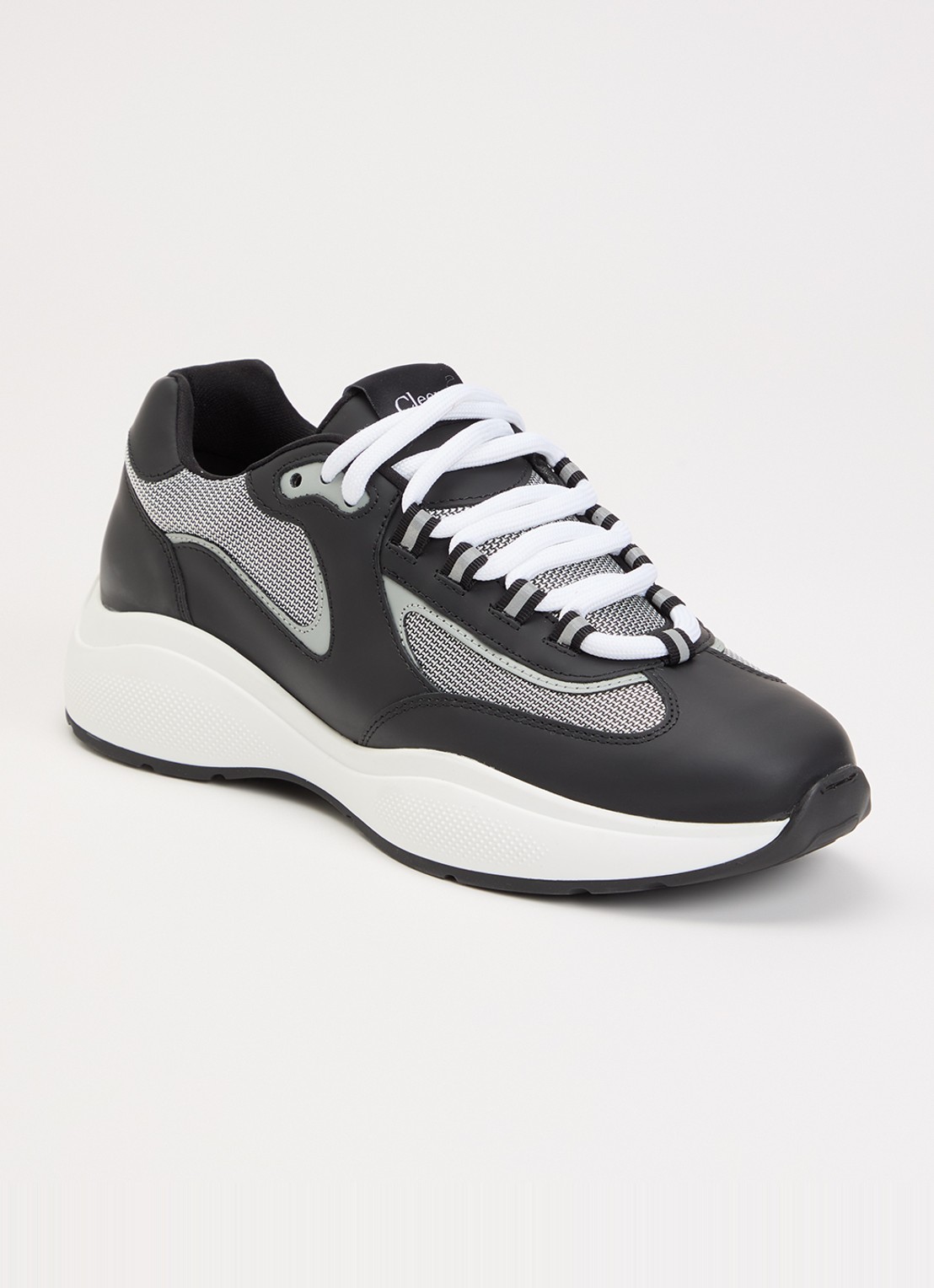 Cleens Podium sneaker van leer met details van mesh - voorkant zwart