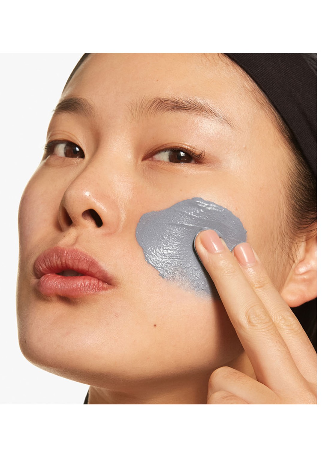 Clinique 2-in-1 All About Clean Charcoal Mask + Scrub - gezichtsmasker & scrub - detail 3 undefined