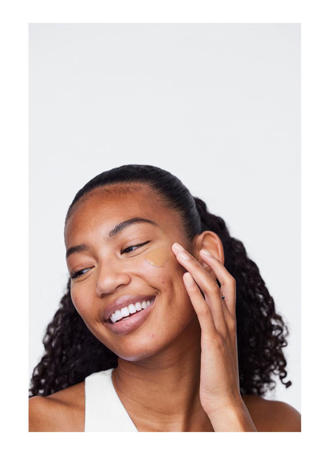 Clinique Acne Solutions™ Liquid Makeup - foundation - detail 4 cn90 sand