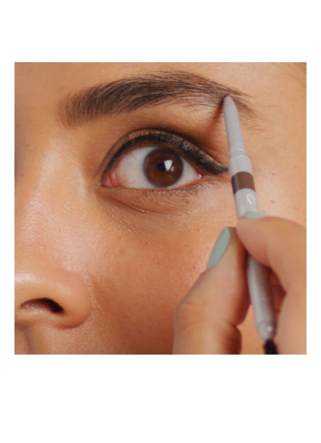 Clinique Quickliner™for Brows - wenkbrauwpotlood - detail 3 taupe