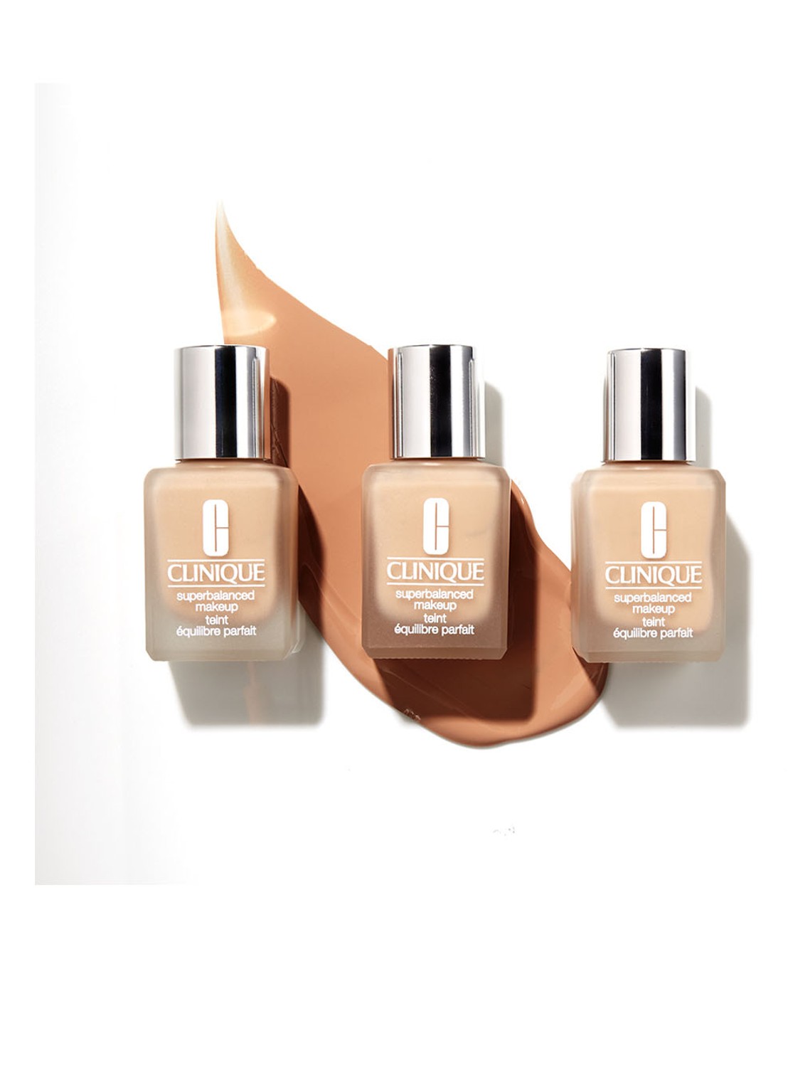 Clinique Superbalanced Make up Foundation - detail 5 cn 40