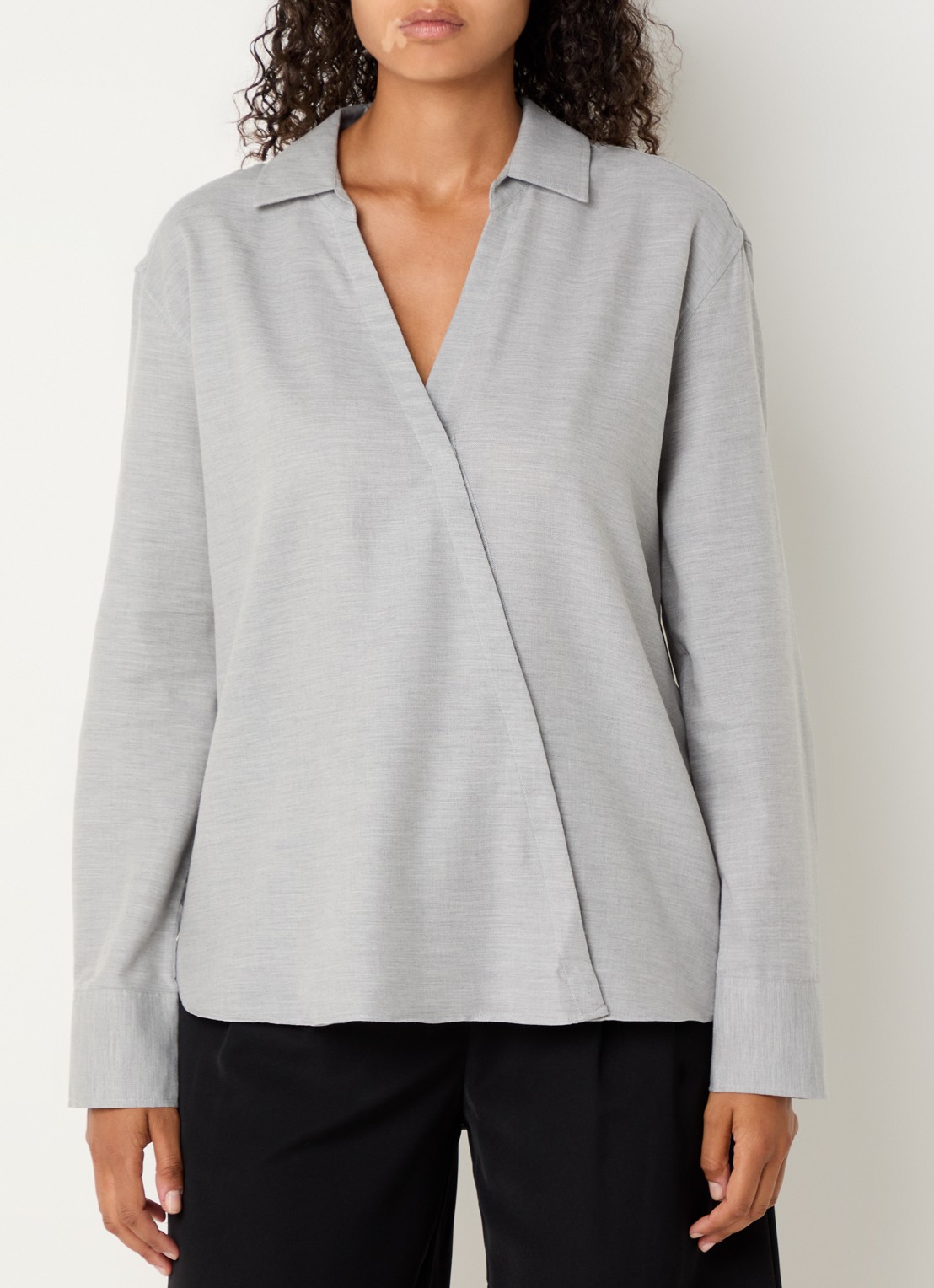 CLOSED Blouse van kasjmier met asymmetrische zoom - detail 2 lichtgrijs