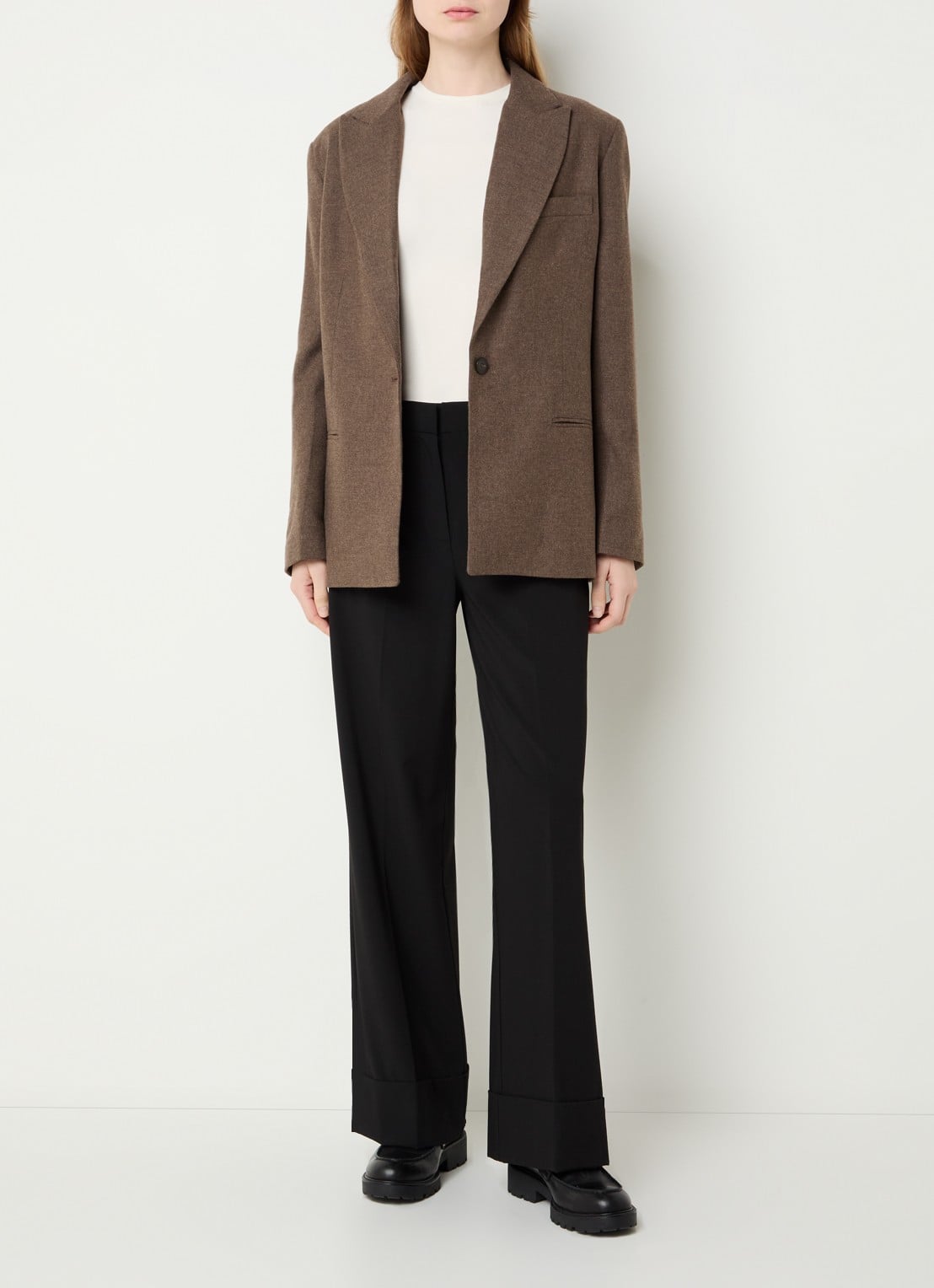 CLOSED Contemporary blazer in scheerwolblend met opgestikte zakken - voorkant 3 bruin