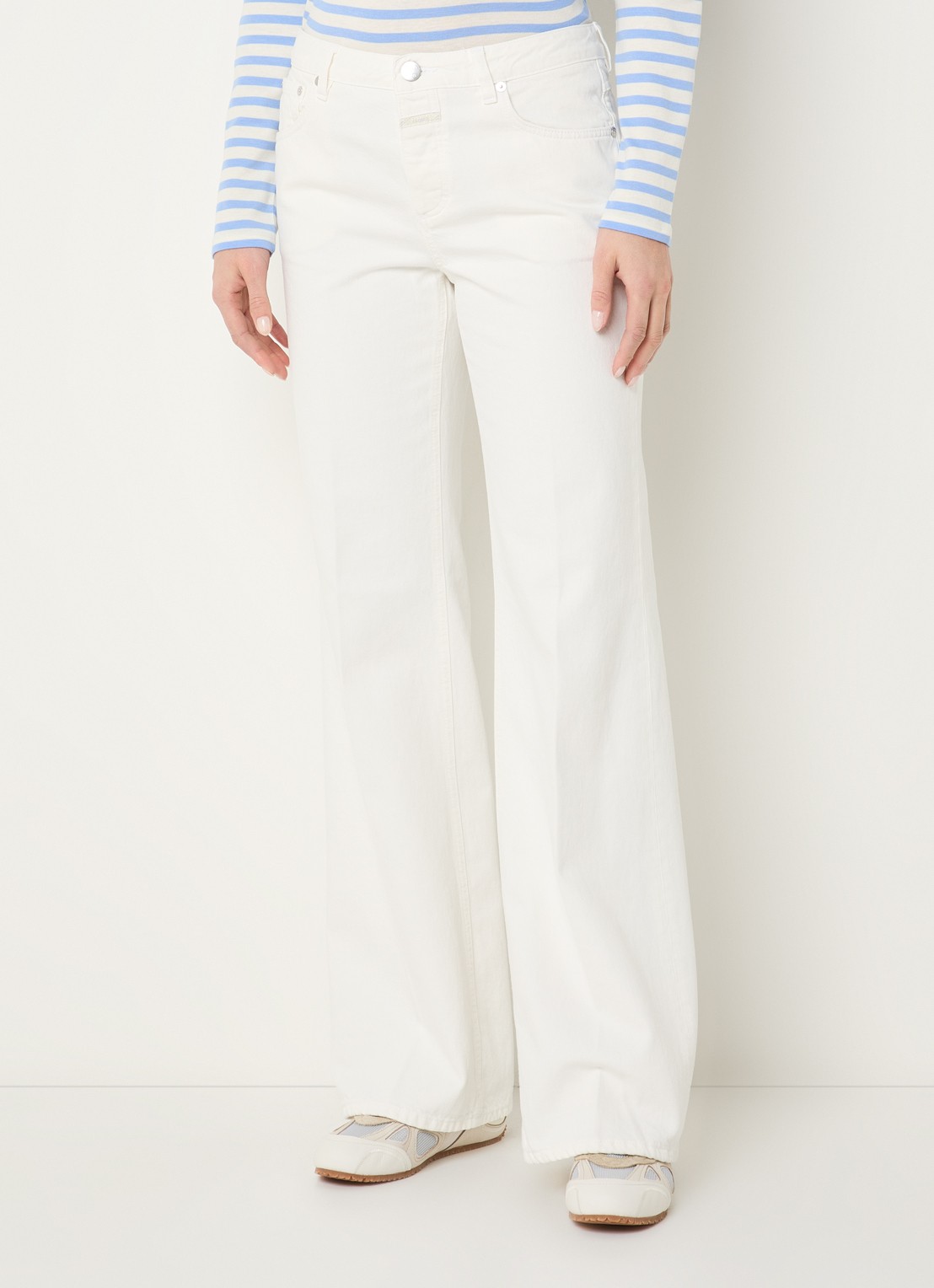 CLOSED Gillan high waist loose fit jeans met gekleurde wassing - detail 2 creme