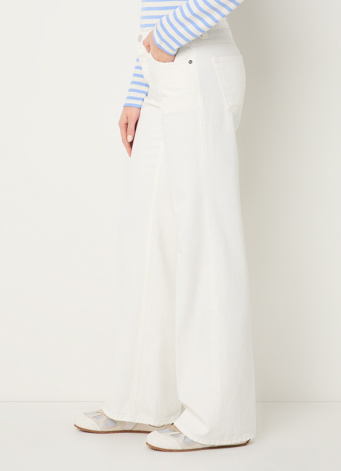 CLOSED Gillan high waist loose fit jeans met gekleurde wassing - detail 3 creme