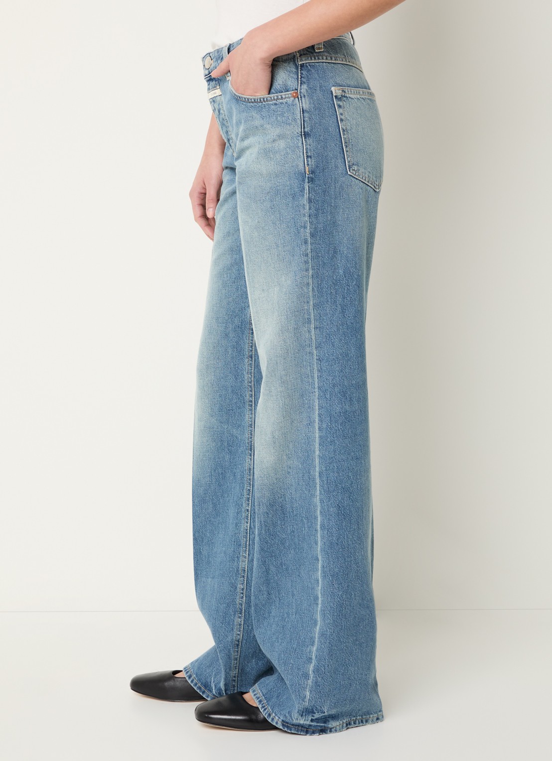 CLOSED Gillan mid waist loose fit jeans met lichte wassing - detail 3 indigo