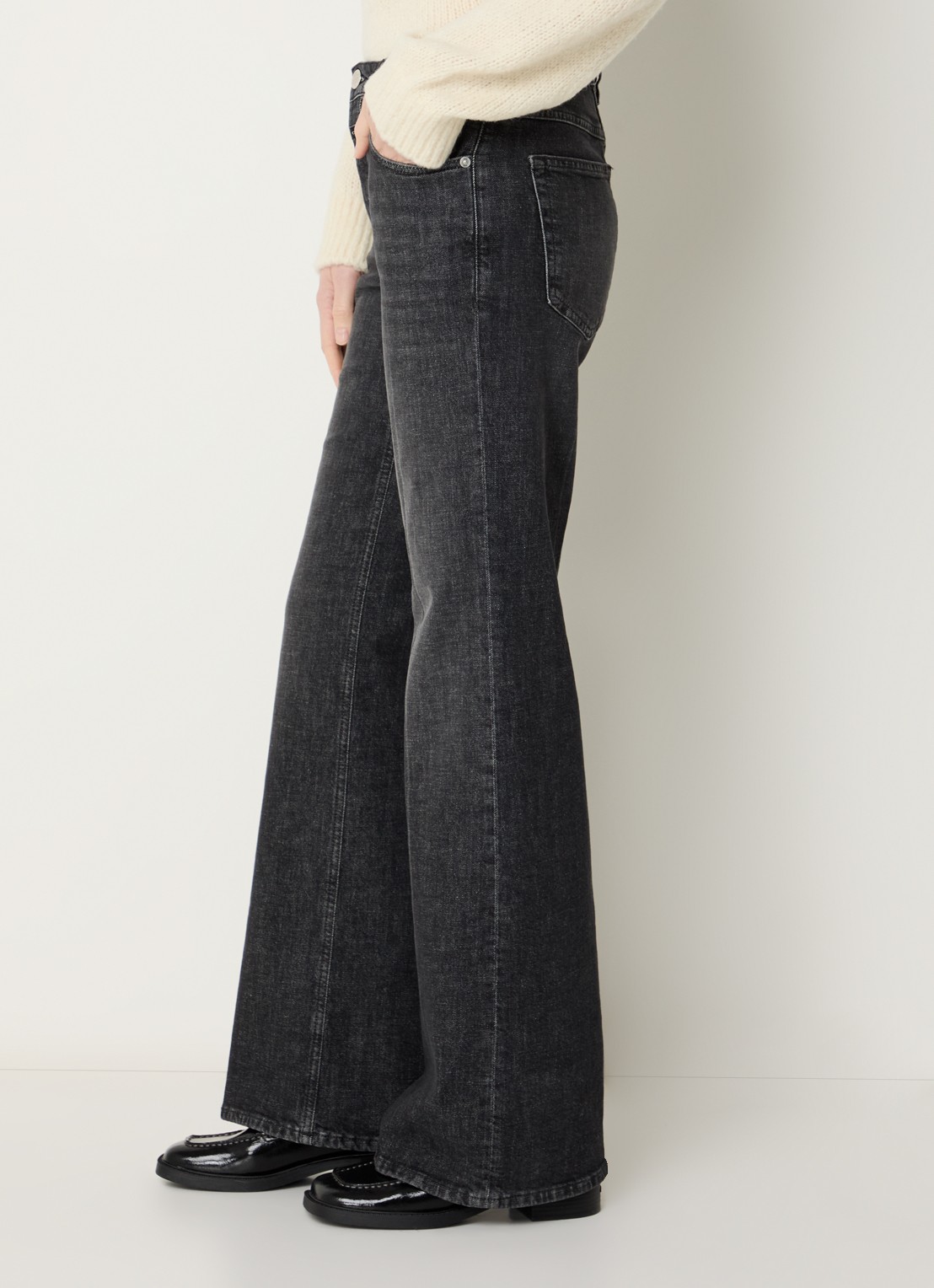 CLOSED Gillan mid waist straight leg jeans met gekleurde wassing - detail 4 donkergrijs