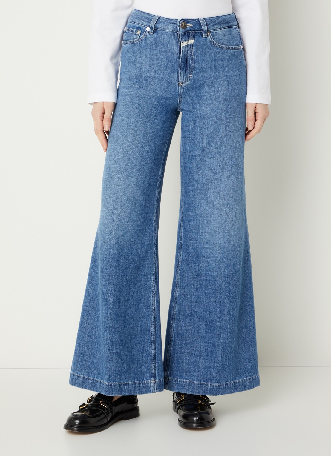 CLOSED Glow Up high waist flared jeans met medium wassing - detail 3 indigo