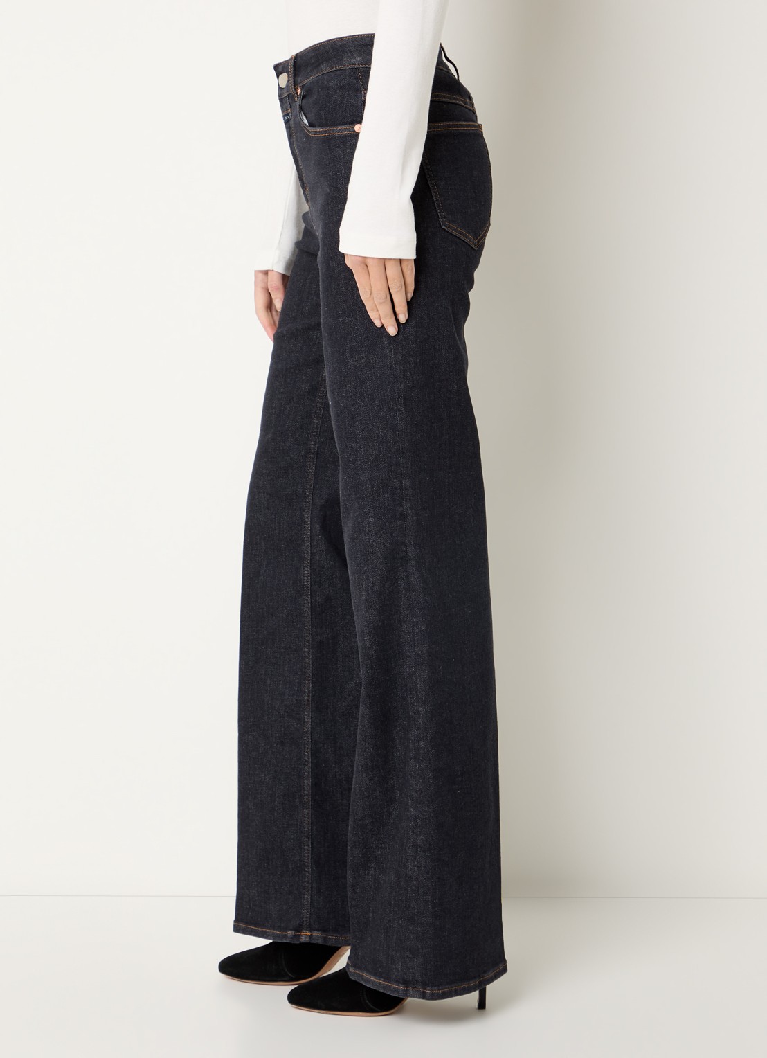 CLOSED Janna high waist flared jeans met donkere wassing - detail 2 indigo