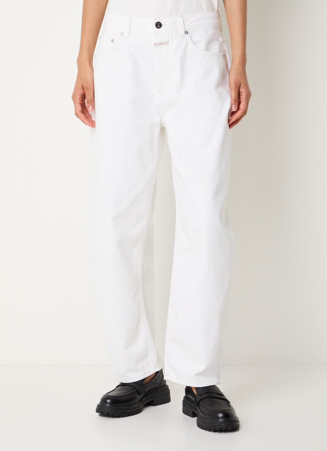 CLOSED Jazzie balloon jeans met gekleurde wassing - detail wit