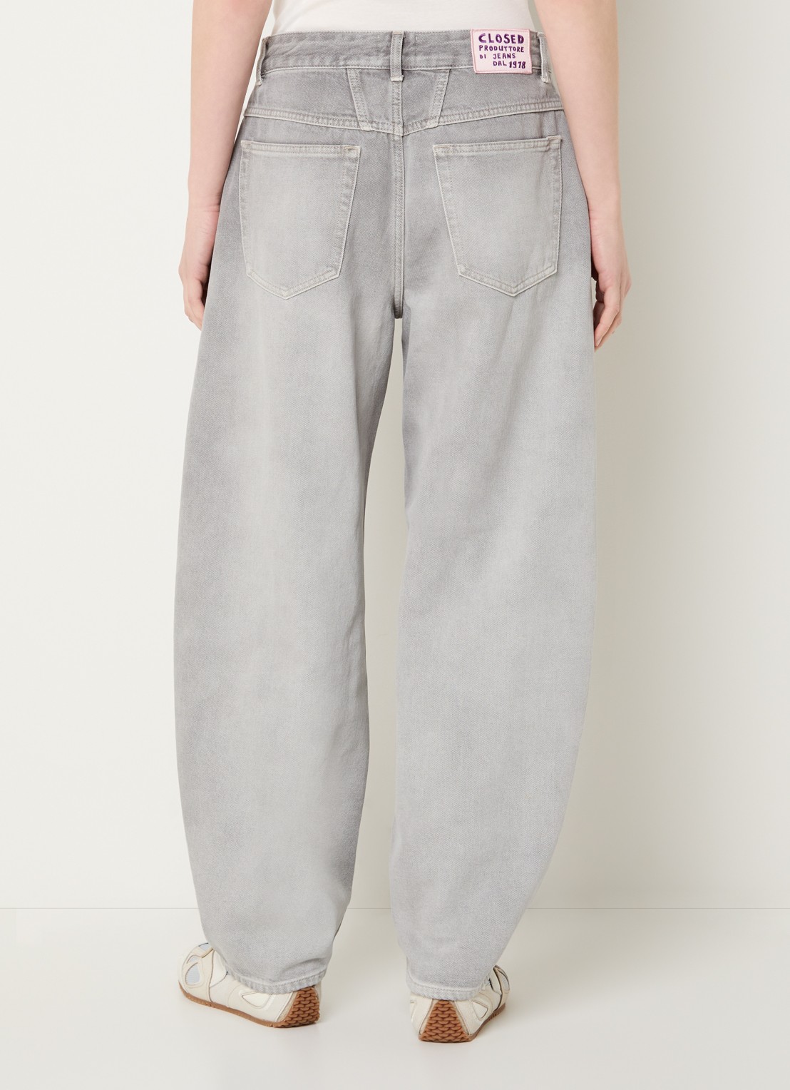 CLOSED Jazzie high waist balloon fit jeans met gekleurde wassing - achterkant 5 grijsmele
