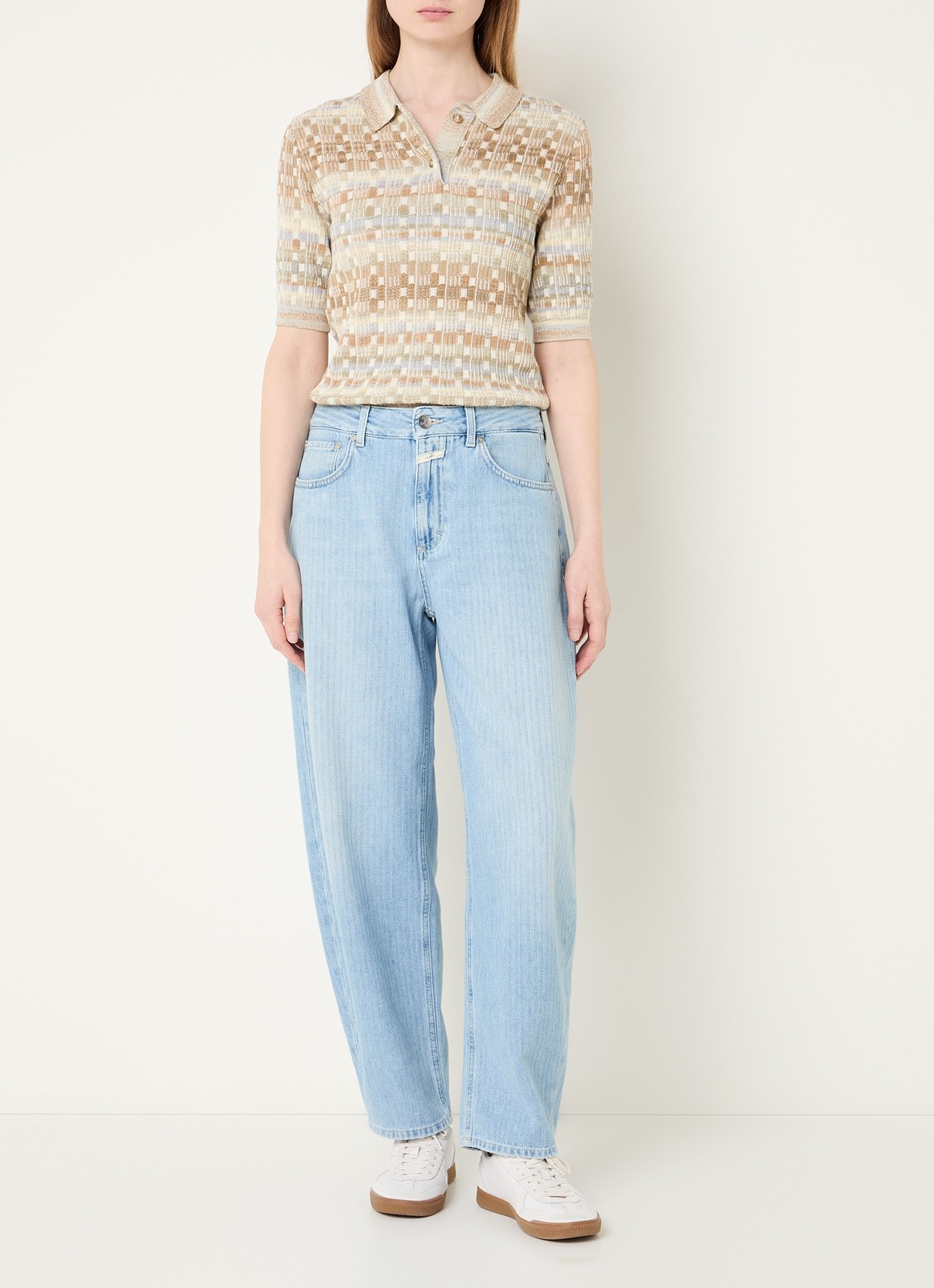 CLOSED Jazzie high waist tapered jeans met lichte wassing - voorkant 3 indigo