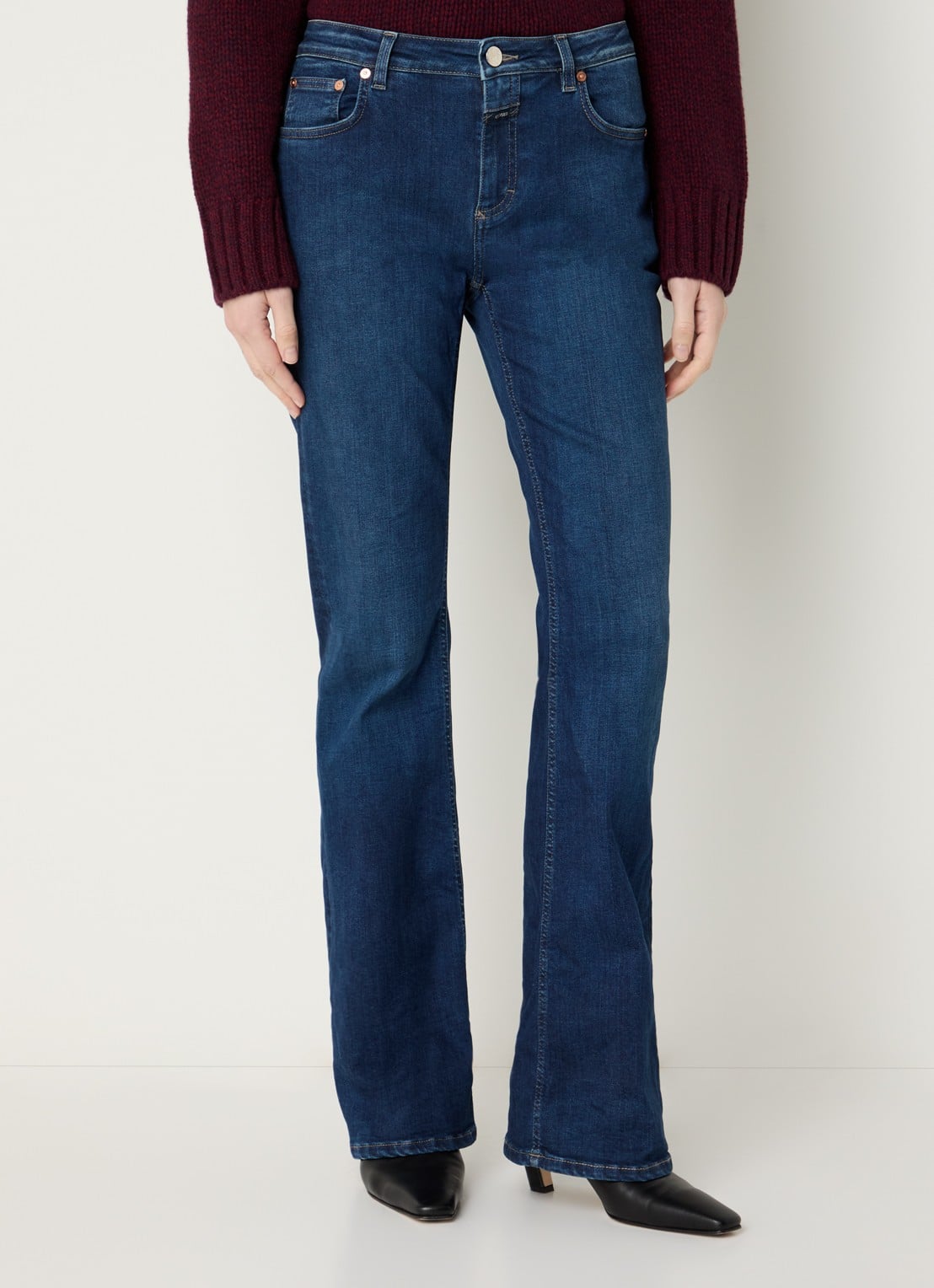 CLOSED Jovanna high waist flared jeans met donkere wassing - detail 4 indigo