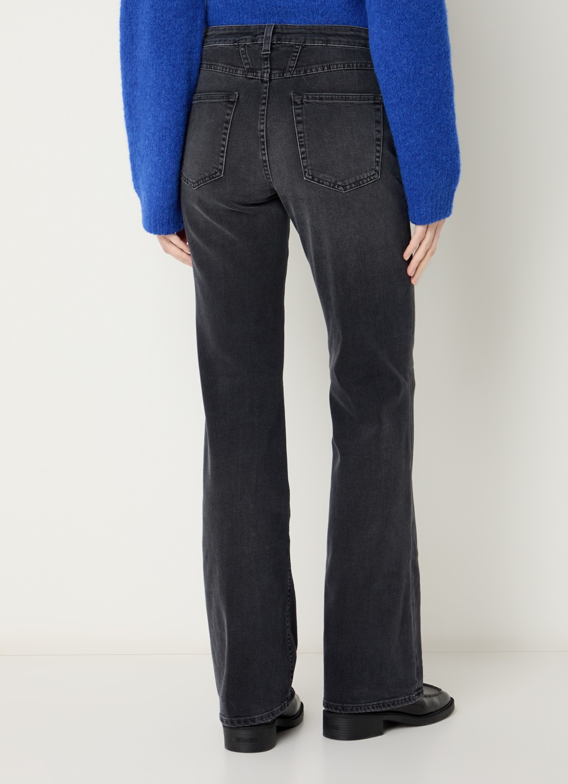 CLOSED Jovanna high waist flared jeans met gekleurde wassing - achterkant antraciet