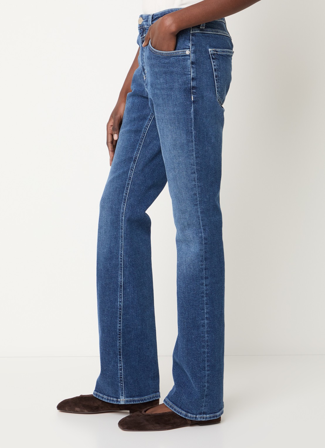 CLOSED Jovanna mid waist flared jeans met medium wassing - detail 3 indigo