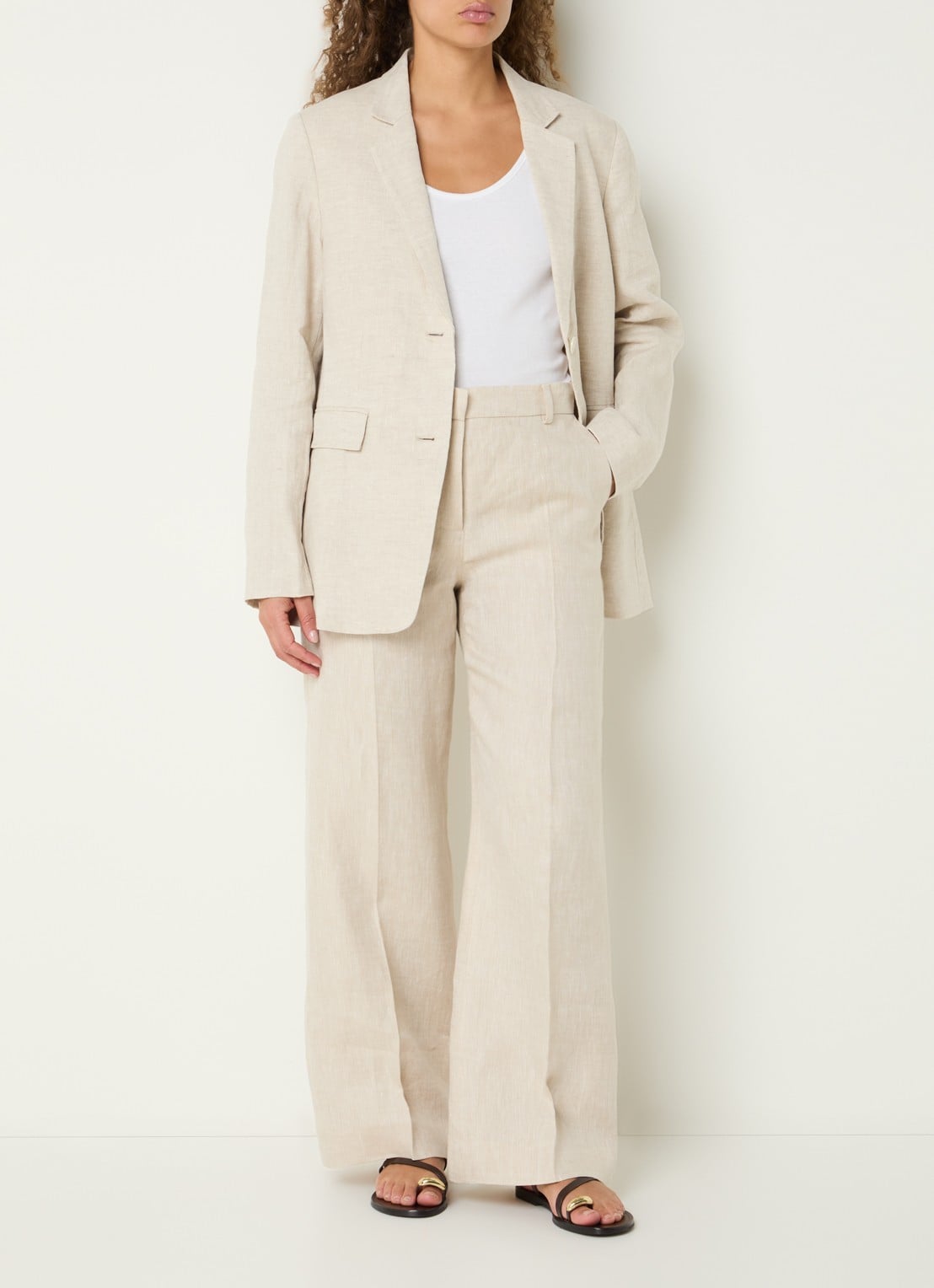 CLOSED Lola blazer met schoudervulling en klepzakken - voorkant 2 creme