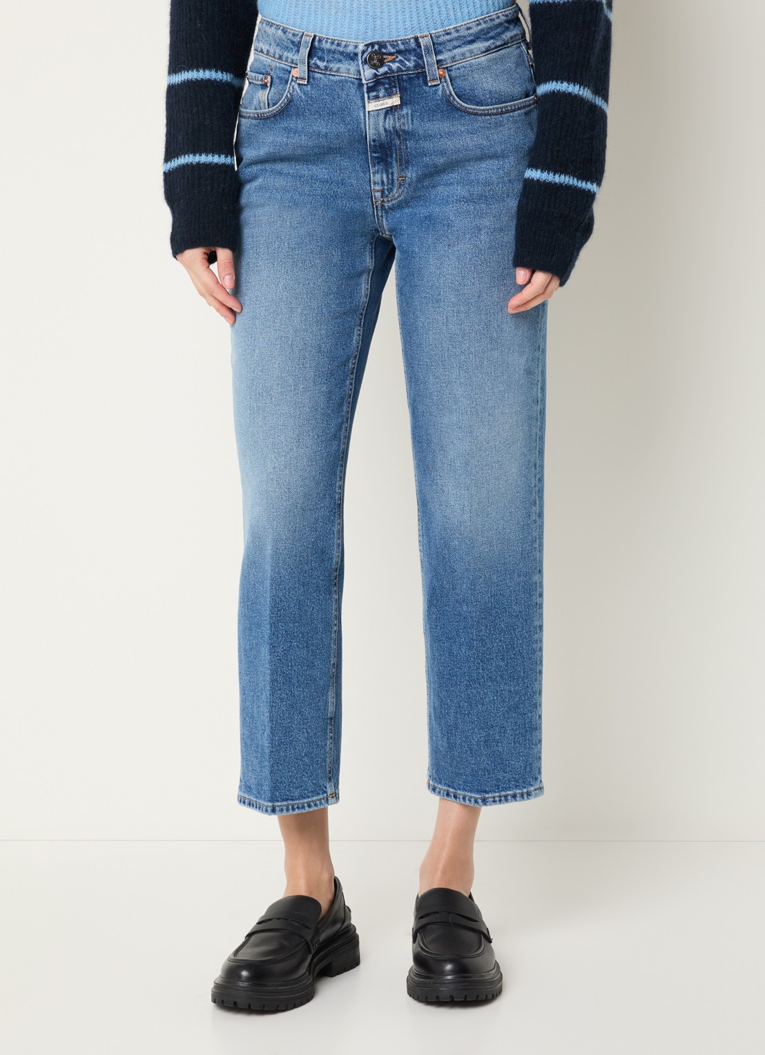 CLOSED Milo mid waist straight leg cropped jeans met medium wassing - detail 2 indigo