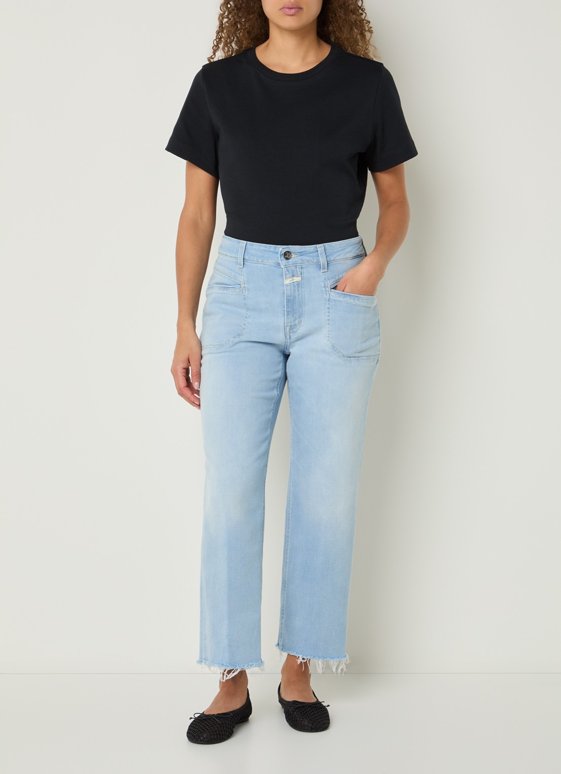 CLOSED Mira-x mid waist straight leg cropped jeans met lichte wassing - voorkant 3 indigo