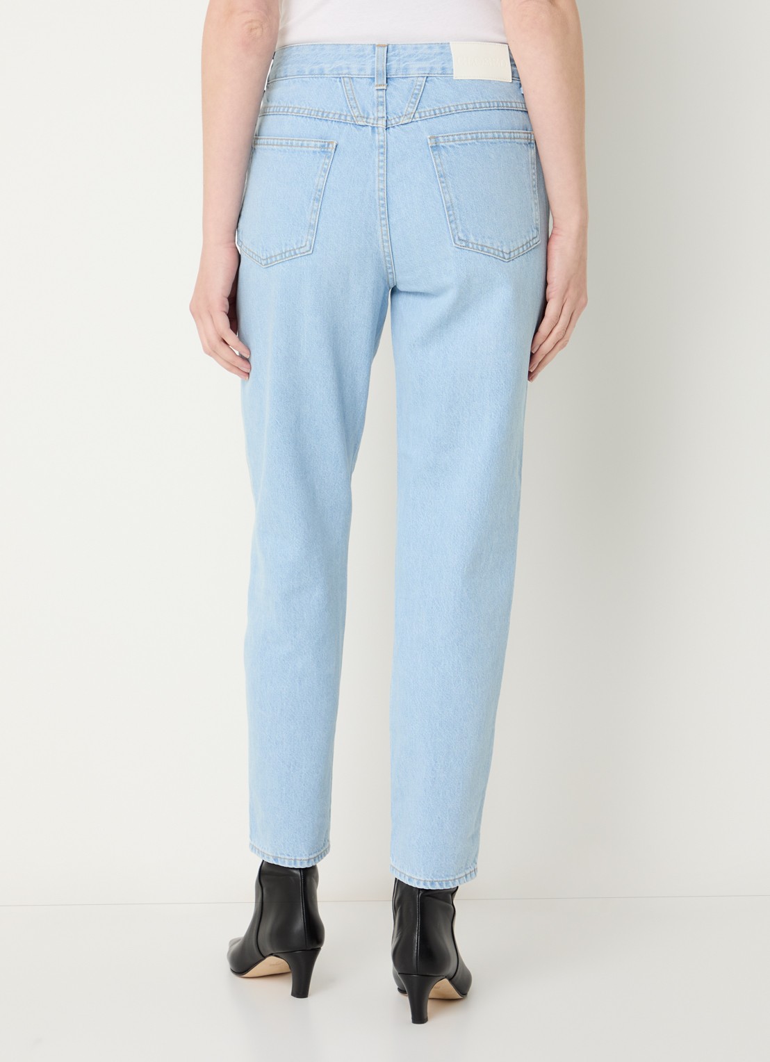 CLOSED Pedal Pusher high waist tapered jeans met medium wassing - achterkant 4 indigo