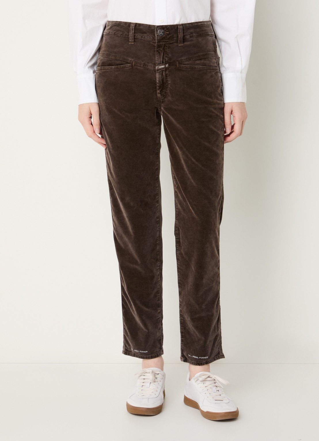 CLOSED Pedal Pusher mid waist cropped tapered fit broek van fluweel - detail 3 bronsgroen