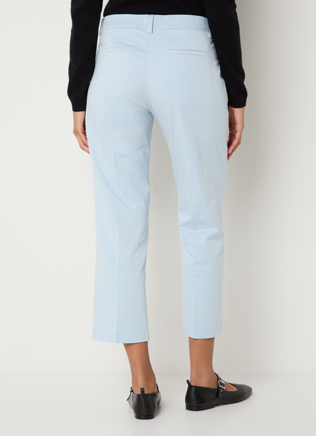 CLOSED Serandon high waist straight fit cropped chino met steekzakken - achterkant 4 lichtblauw