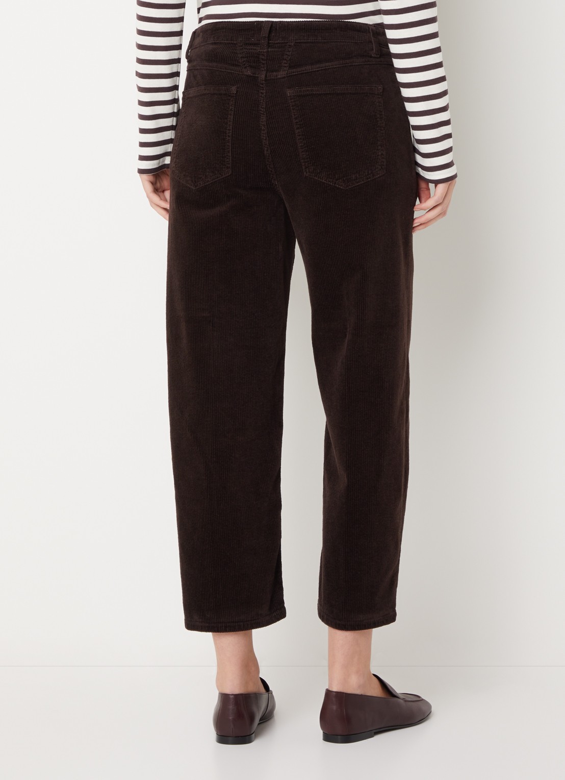 CLOSED Stover-X mid waist straight fit cropped broek met steekzakken - achterkant 3 bruin