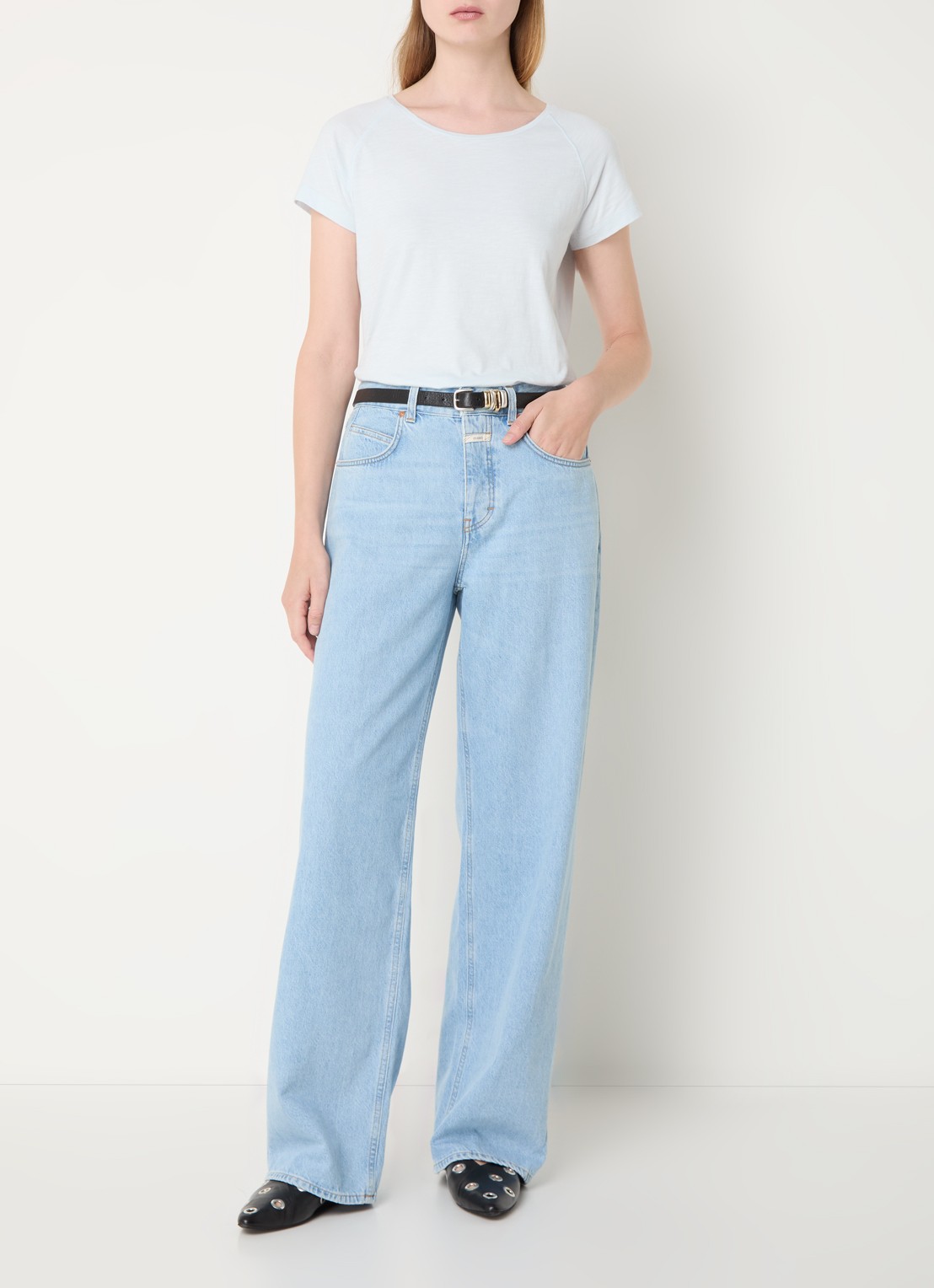 CLOSED T-shirt met stretch - voorkant 2 lichtblauw