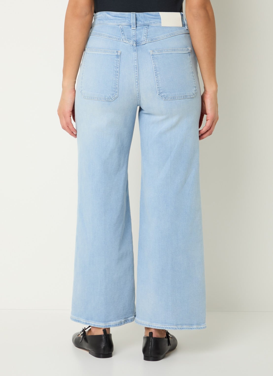 CLOSED Wera mid waist wide leg jeans met medium wassing - achterkant indigo