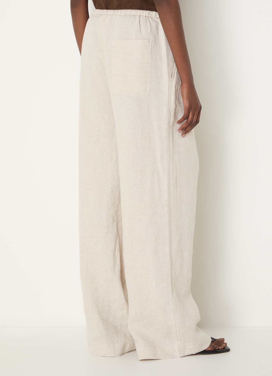 CLOSED Wynston high waist wide fit pantalon van linnen - achterkant 4 beige