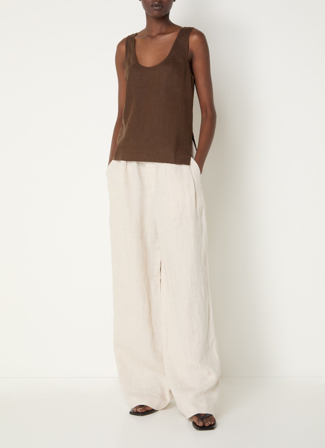 CLOSED Wynston high waist wide fit pantalon van linnen - voorkant 2 beige