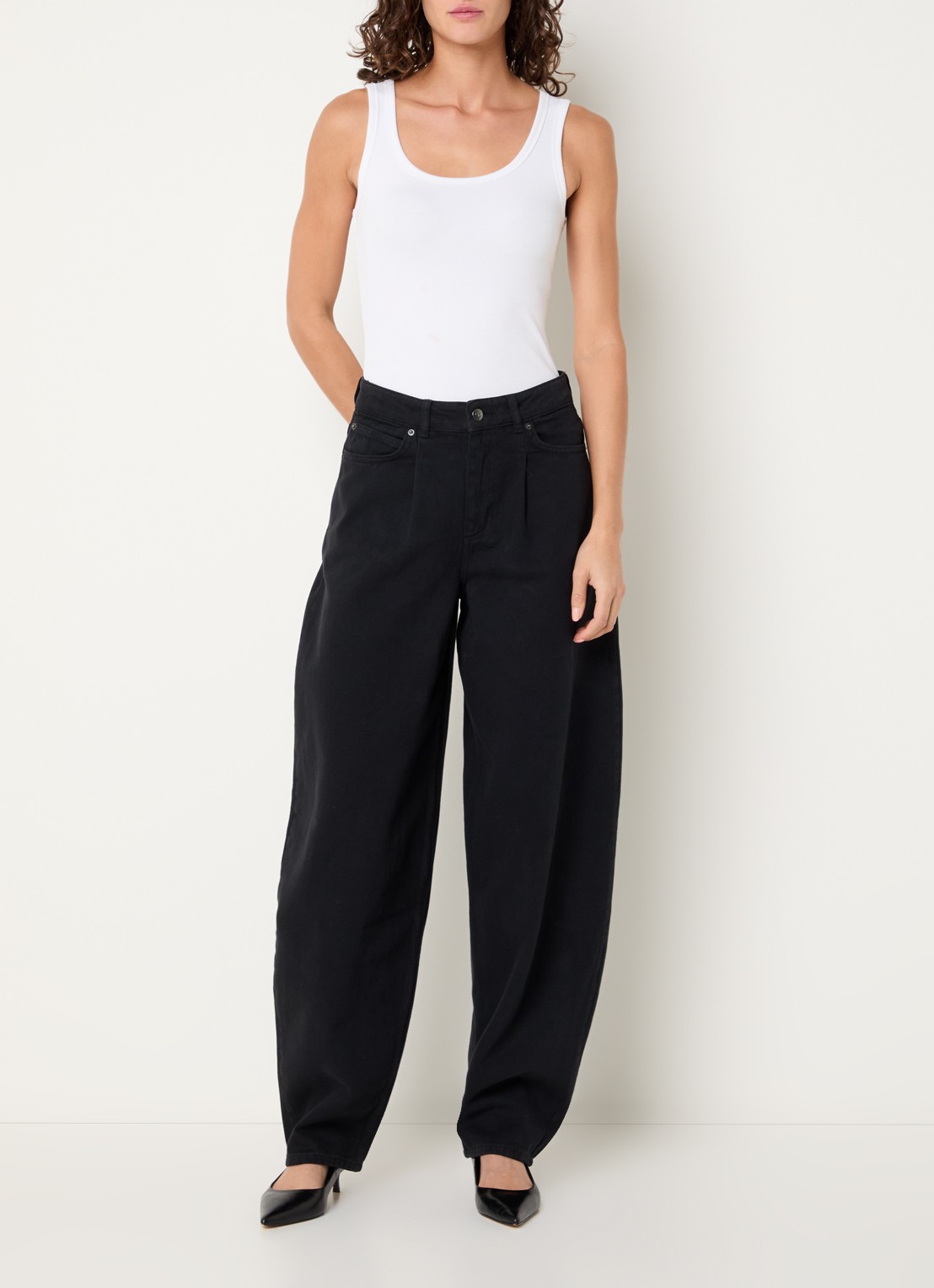 Co'Couture Akiracc high waist balloon jeans met gekleurde wassing - voorkant 3 zwart