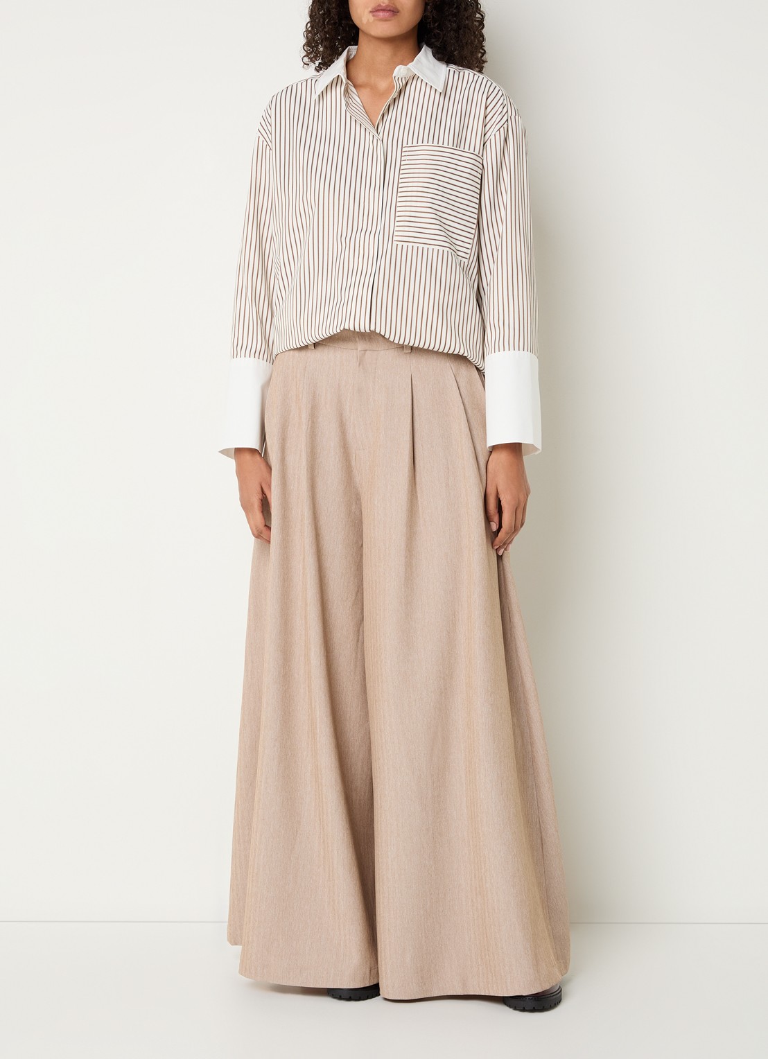 Co'Couture Avara blouse met streepprint - voorkant 4 hazelnootbruin