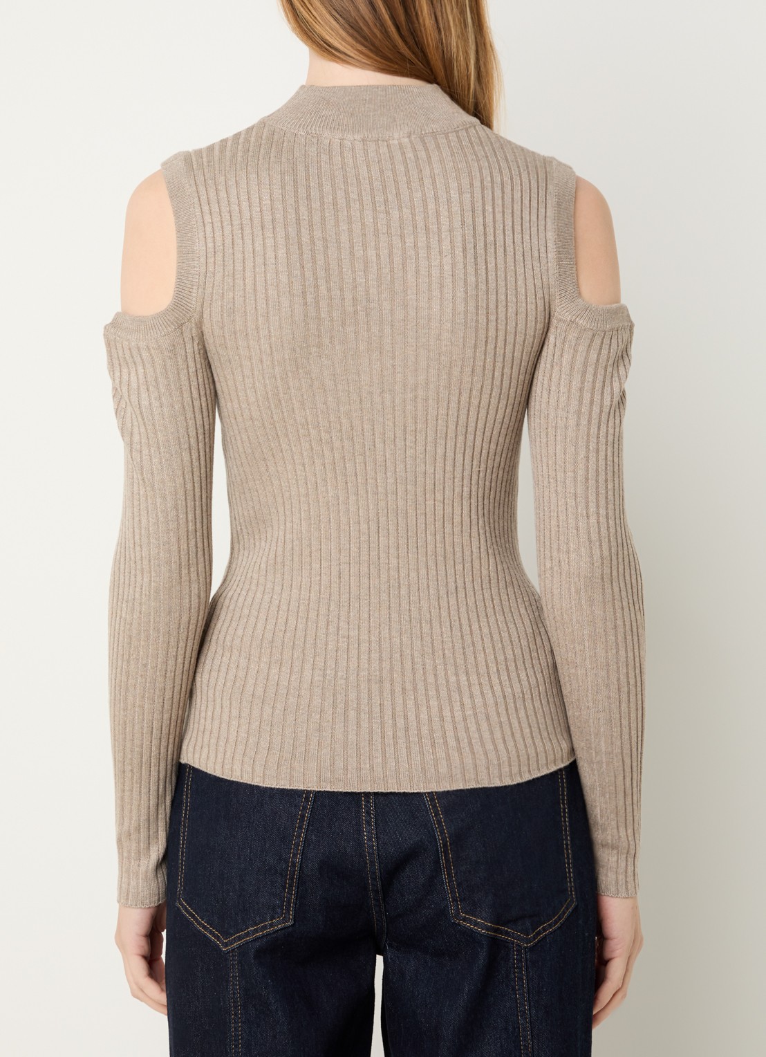 Co'Couture Balin ribgebreide top in wolblend met cut out-detail  - achterkant khaki