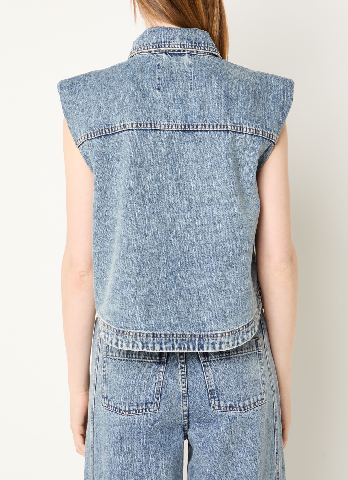 Co'Couture Denice gilet van denim met verwassen afwerking - achterkant blauw