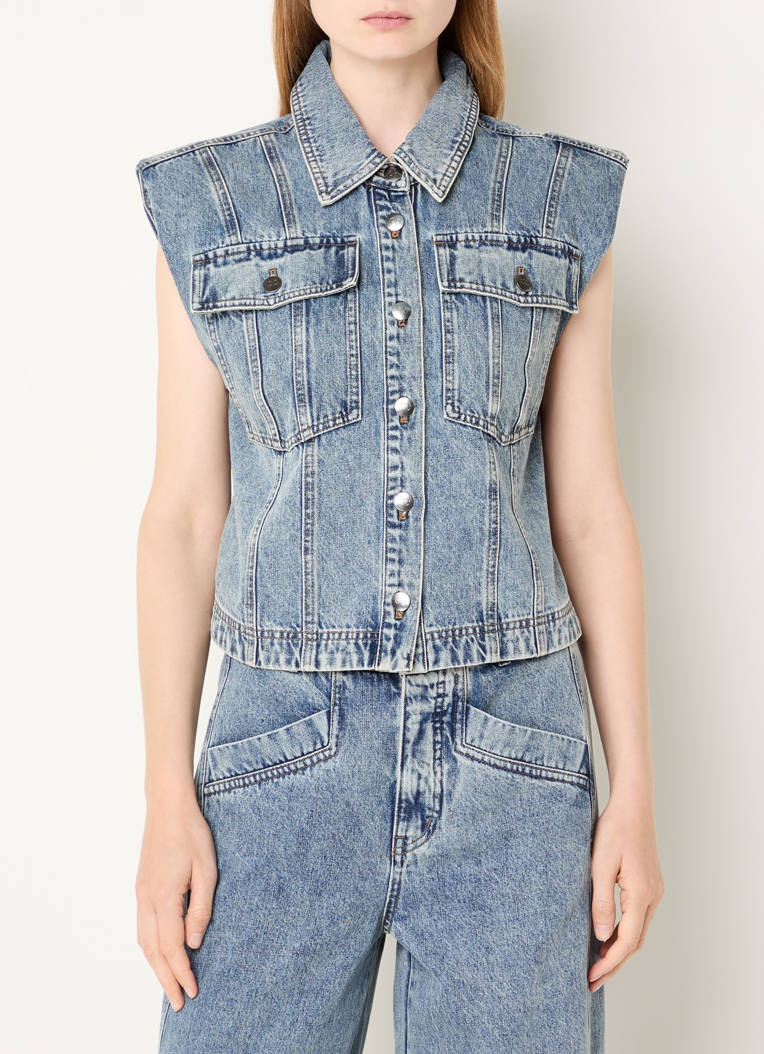 Co'Couture Denice gilet van denim met verwassen afwerking - detail 2 blauw