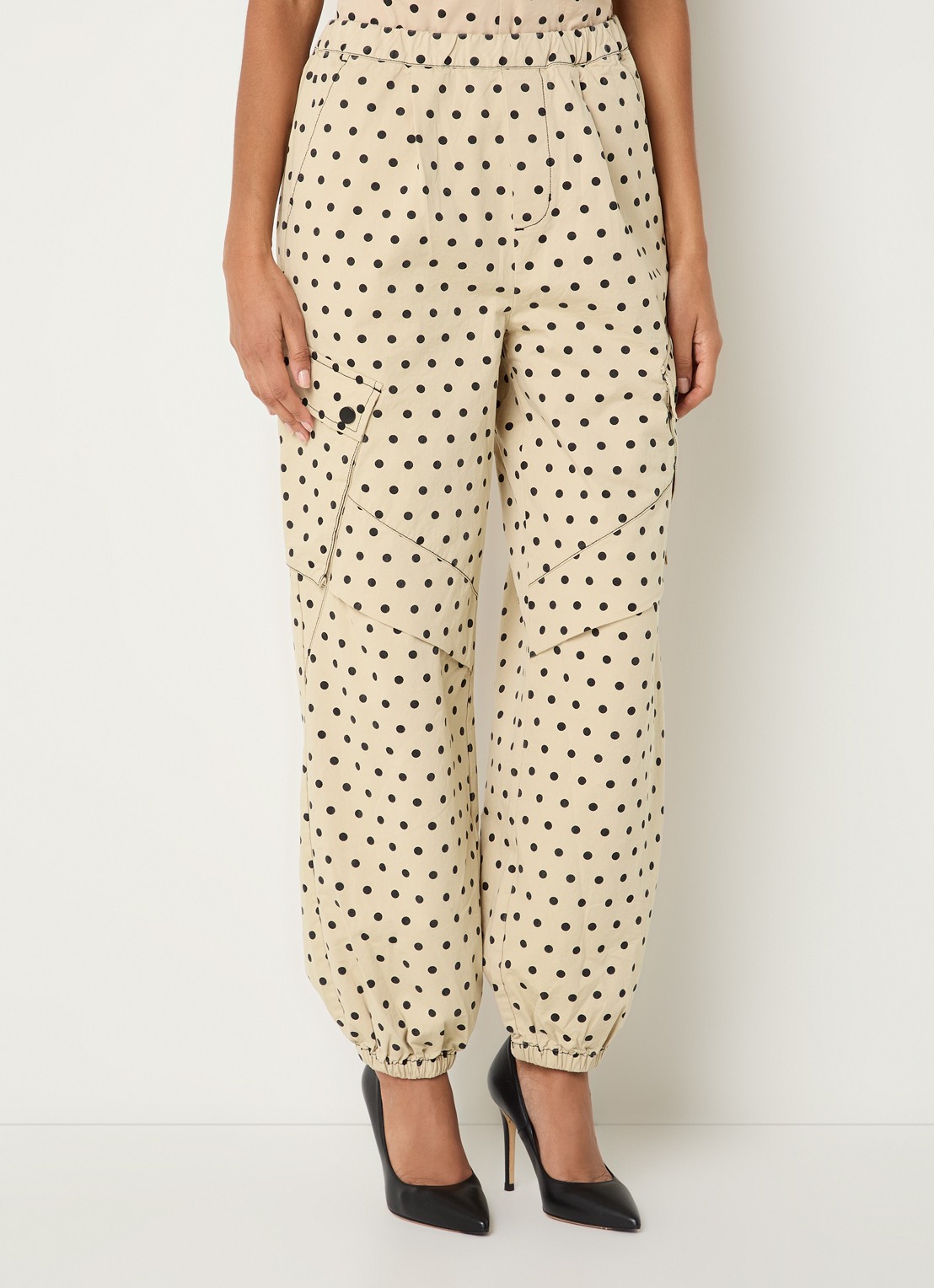 Co'Couture Diddi high waist tapered fit cargobroek met stippenprint - detail 3 beige