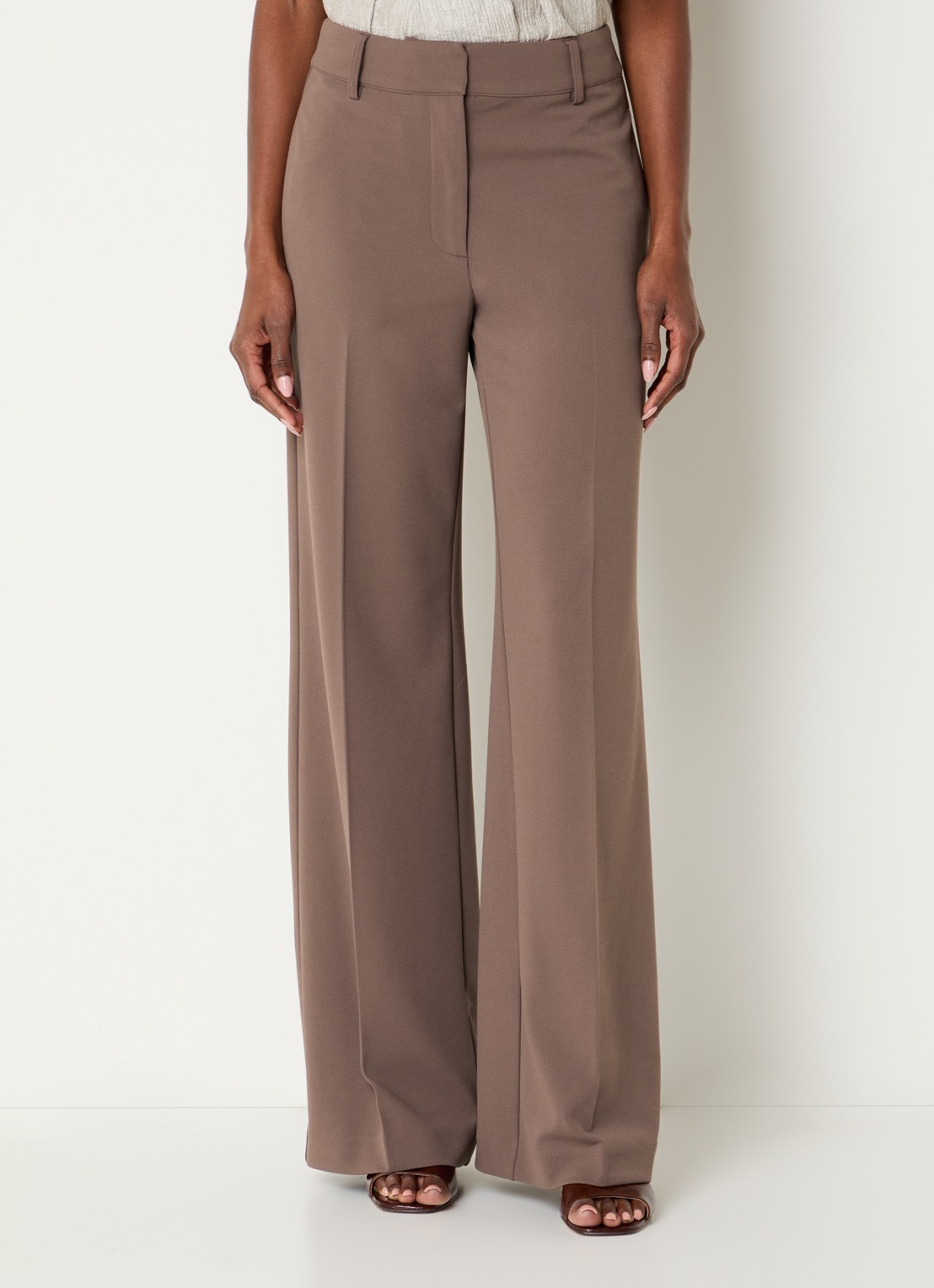 Co'Couture Falcon mid waist flared fit pantalon met steekzakken - detail 4 lichtbruin
