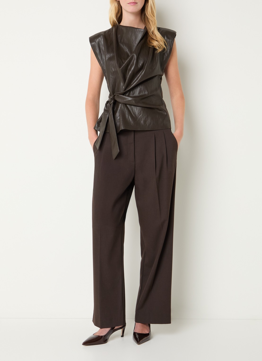 Co'Couture Gitcc top van imitatieleer met asymmetrische hals - voorkant 3 bruin
