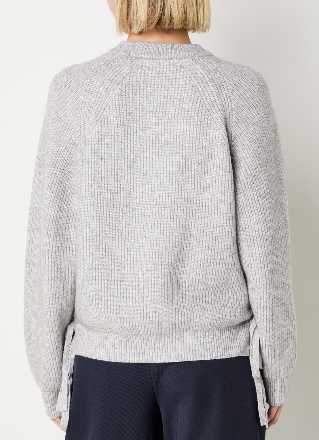 Co'Couture Grofgebreide trui met strikdetail  - achterkant 4 grijsmele